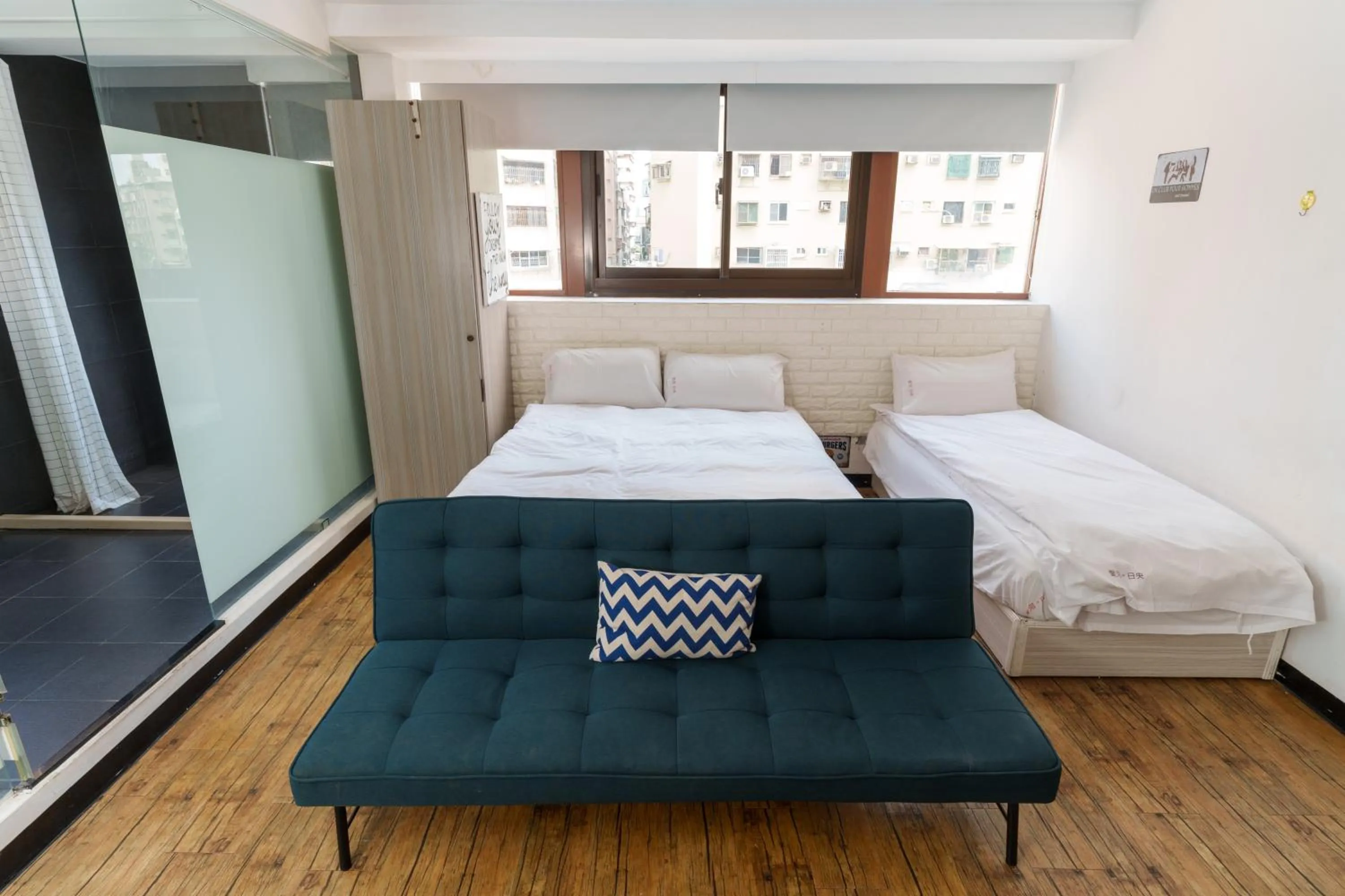 Bedroom, Bed in Love River Inn 愛河日央