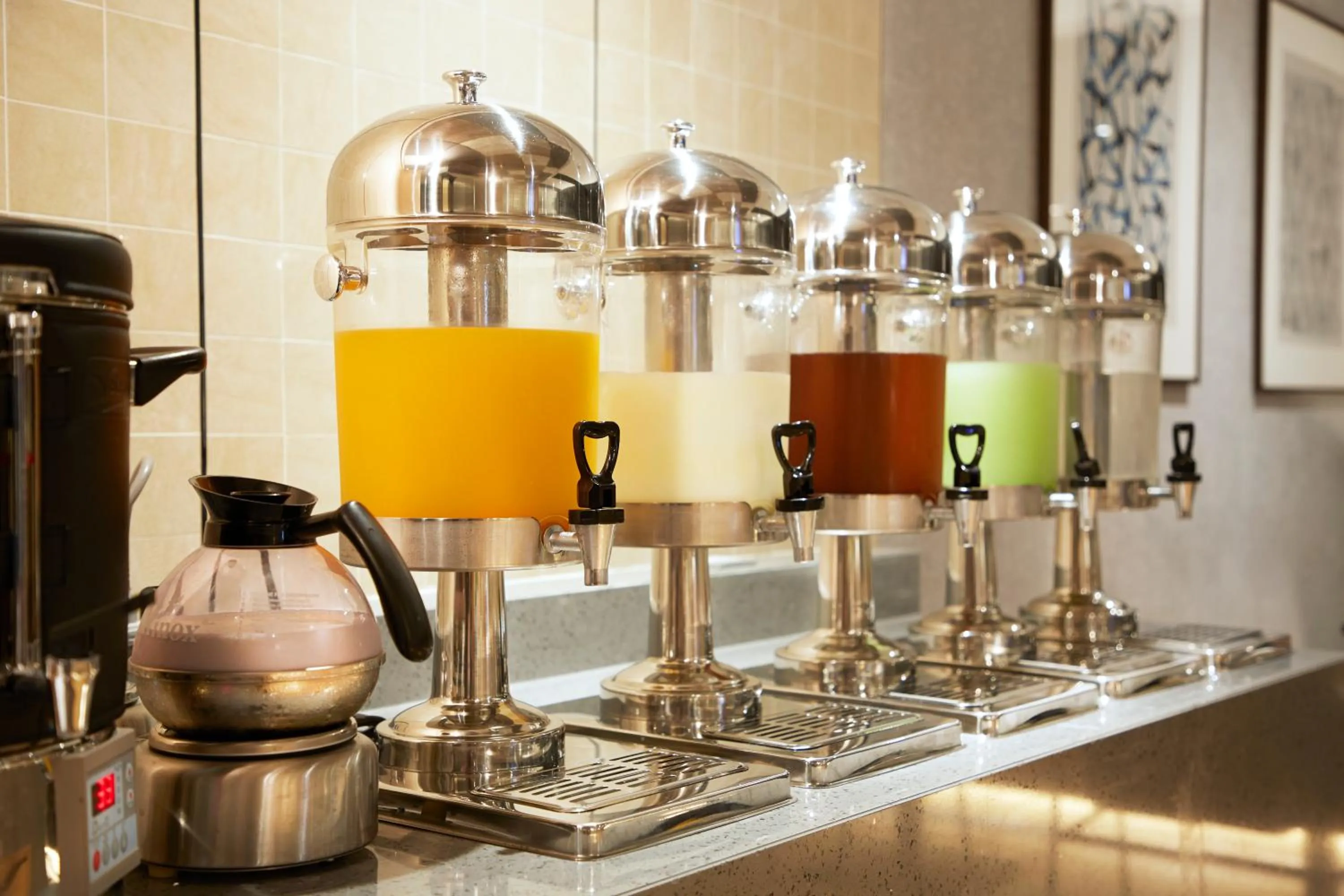 Food and drinks in The Quarter Phromphong by UHG