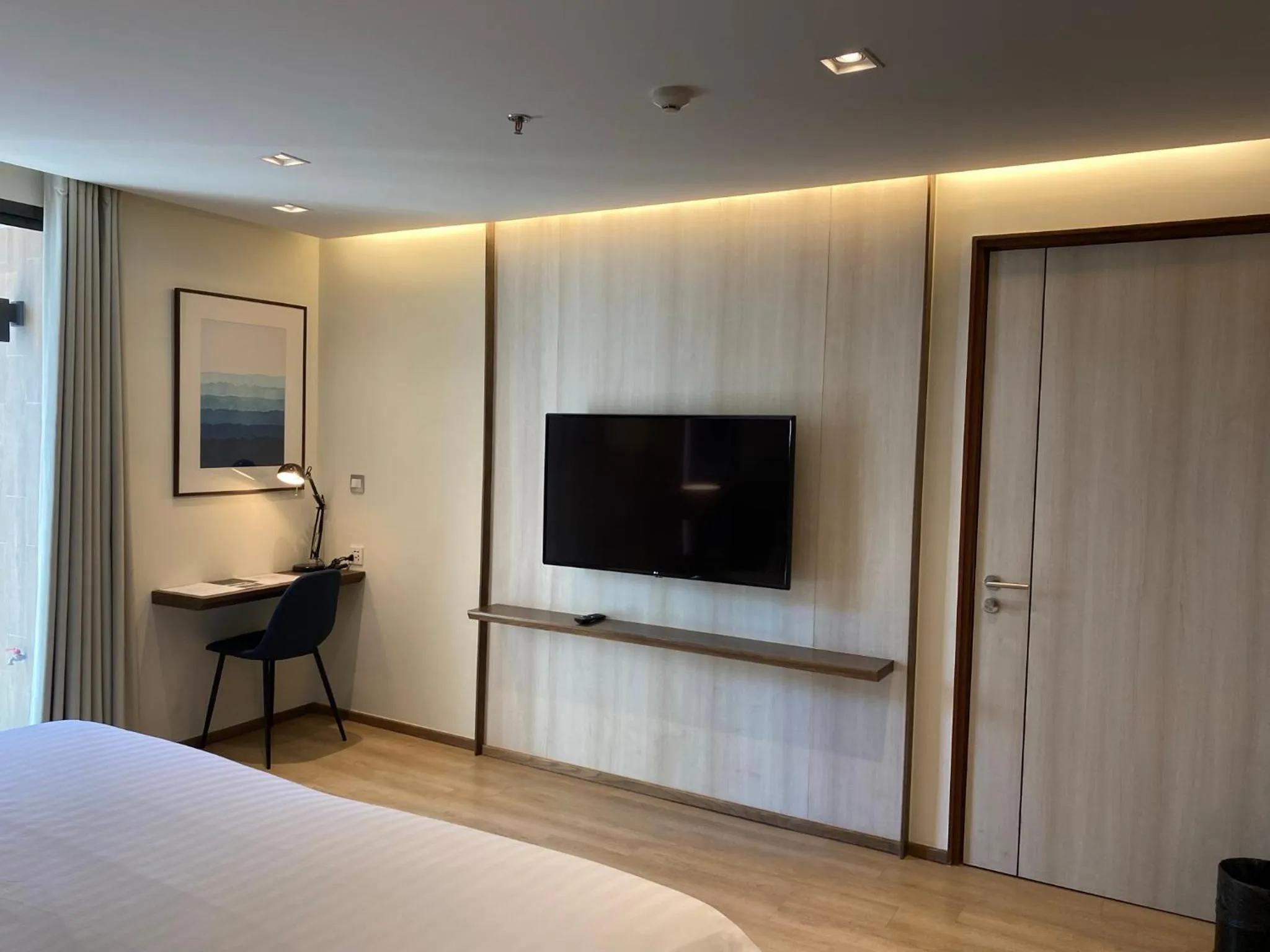 Bedroom, Bed in The Quarter Phromphong by UHG