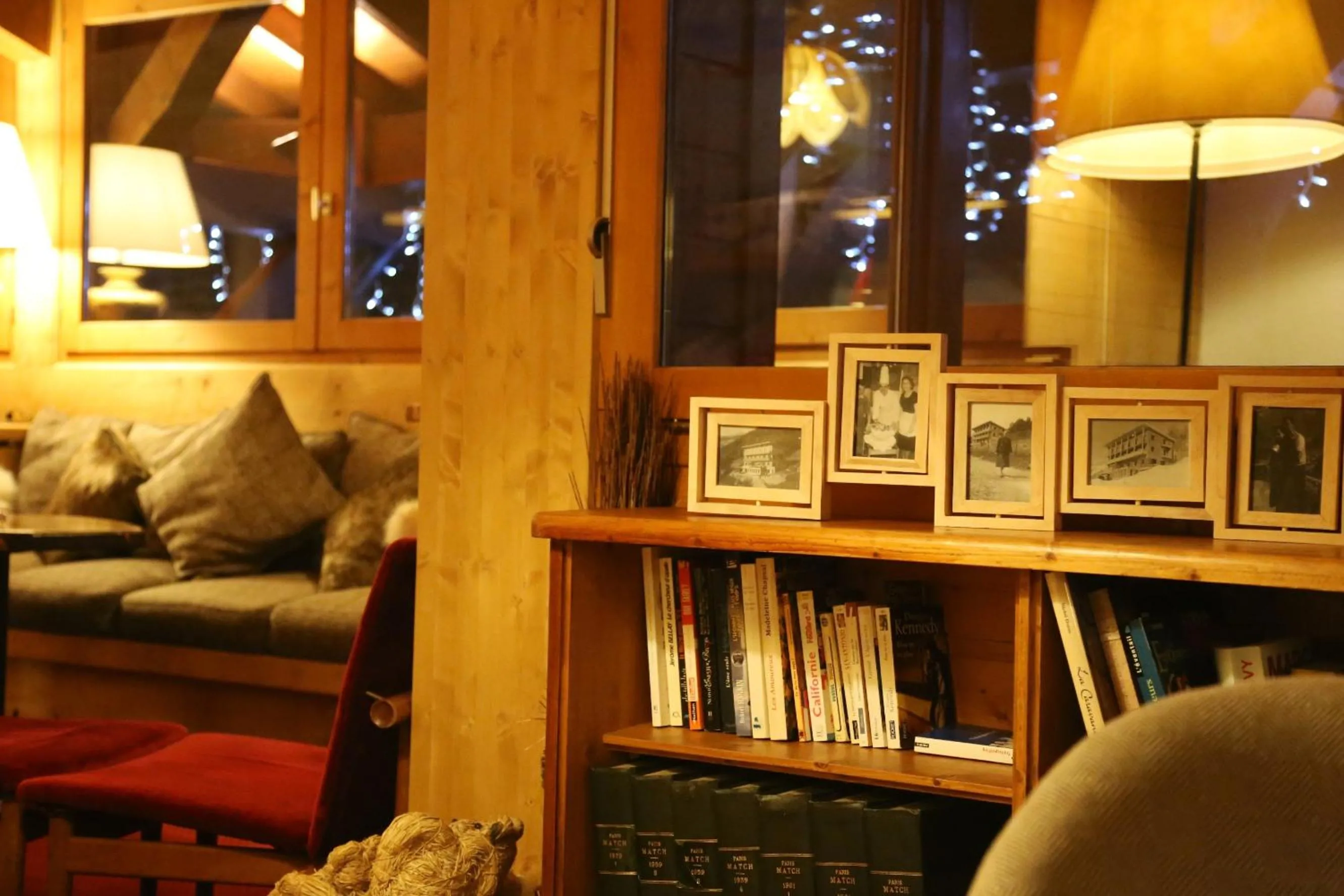 Library in Hotel & Spa Le Dahu