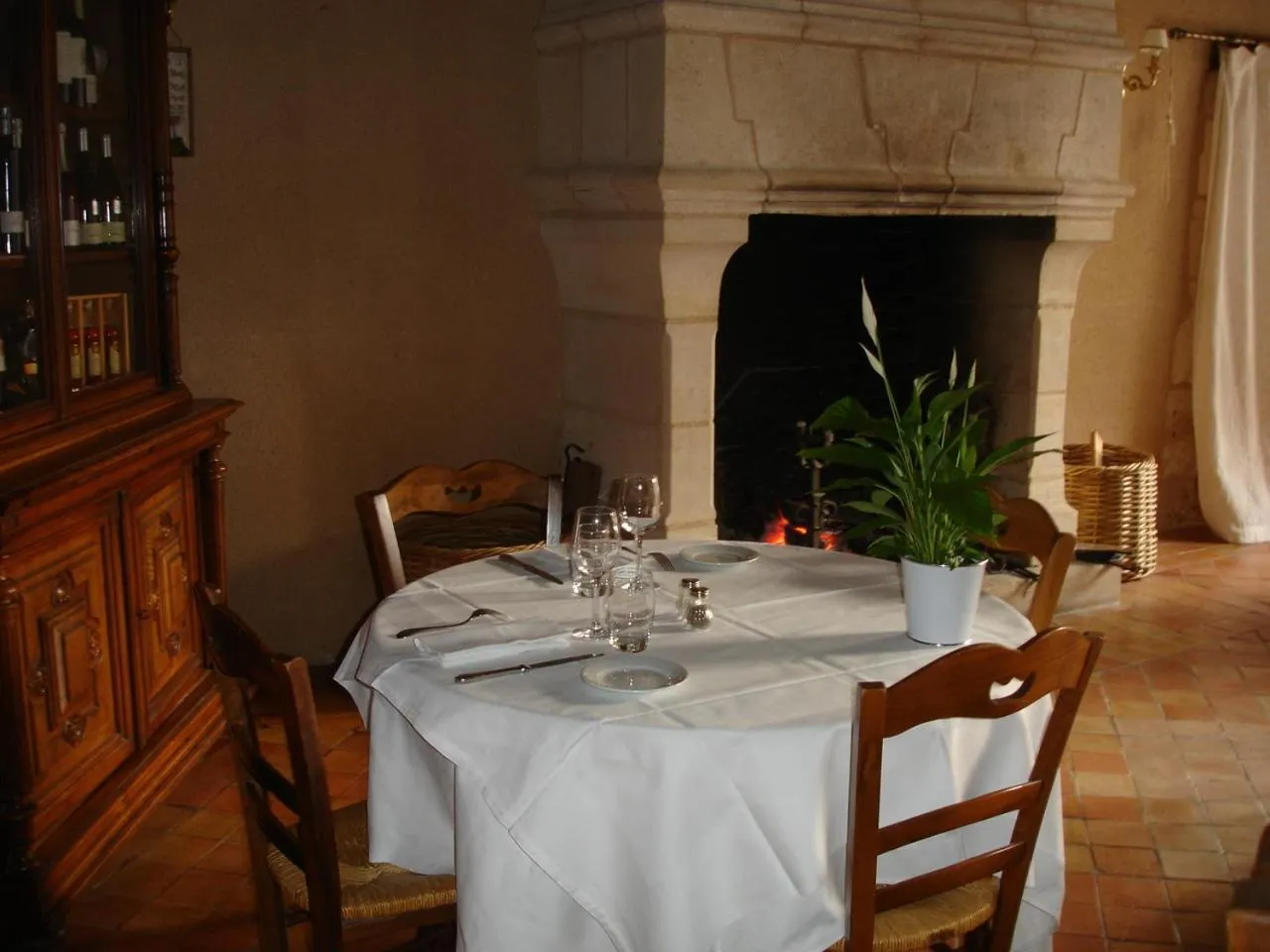 Restaurant/places to eat in Le Relais du Lyon d'Or