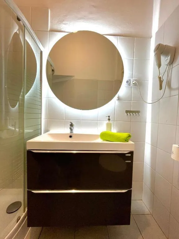 Bathroom in Roller Aparthotel