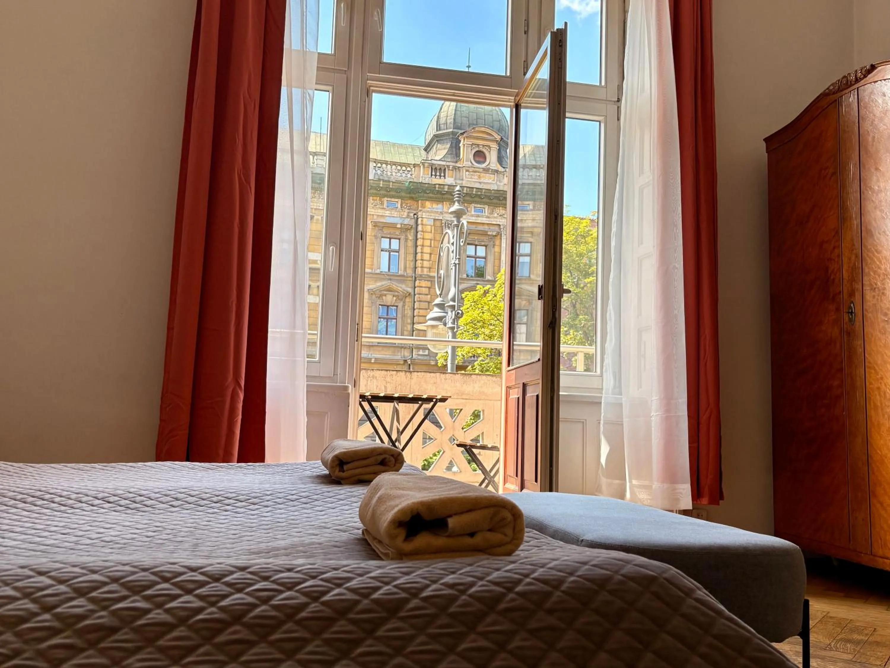 View (from property/room), Bed in Roller Aparthotel