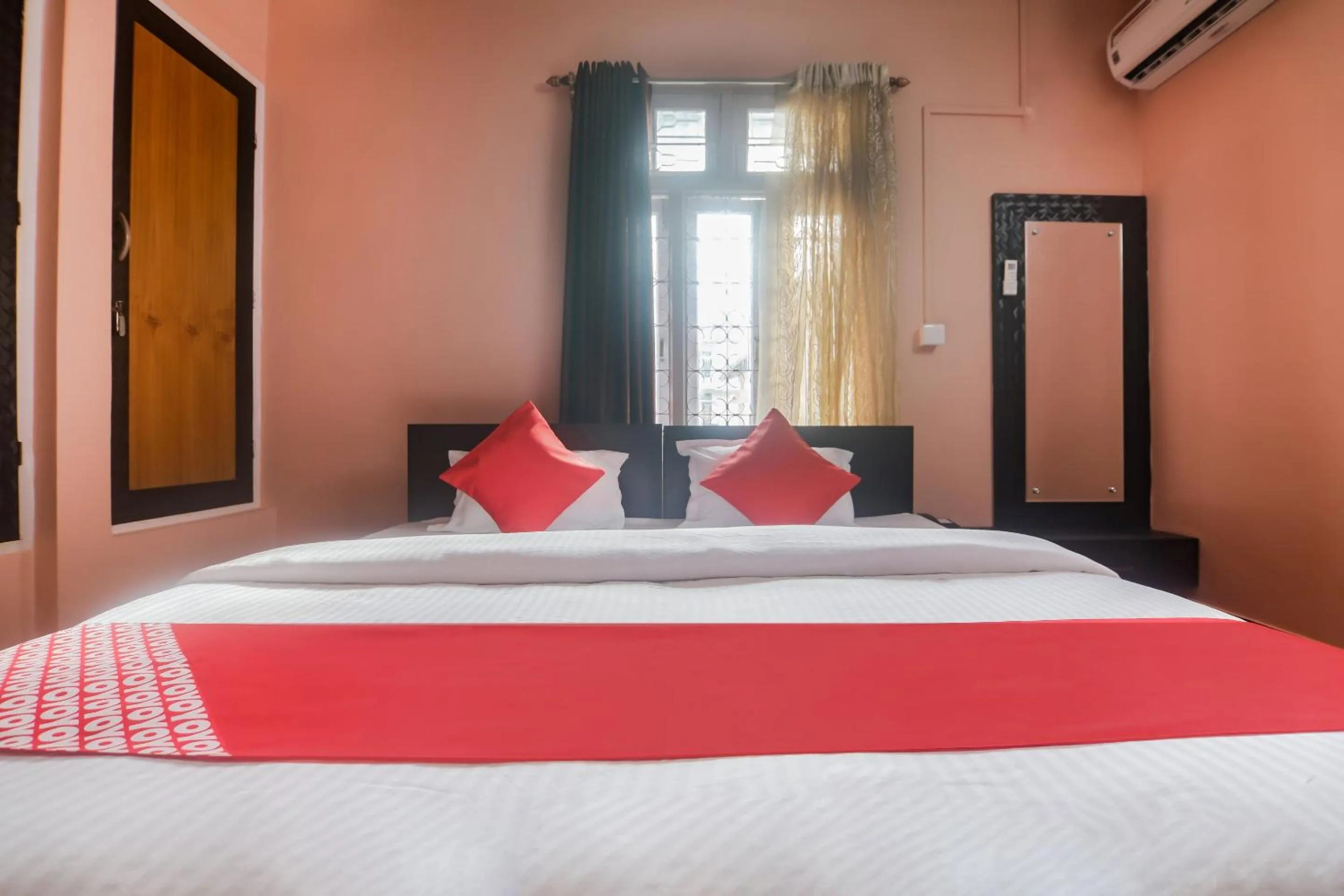 Bedroom, Bed in Collection O Trinayan Associates