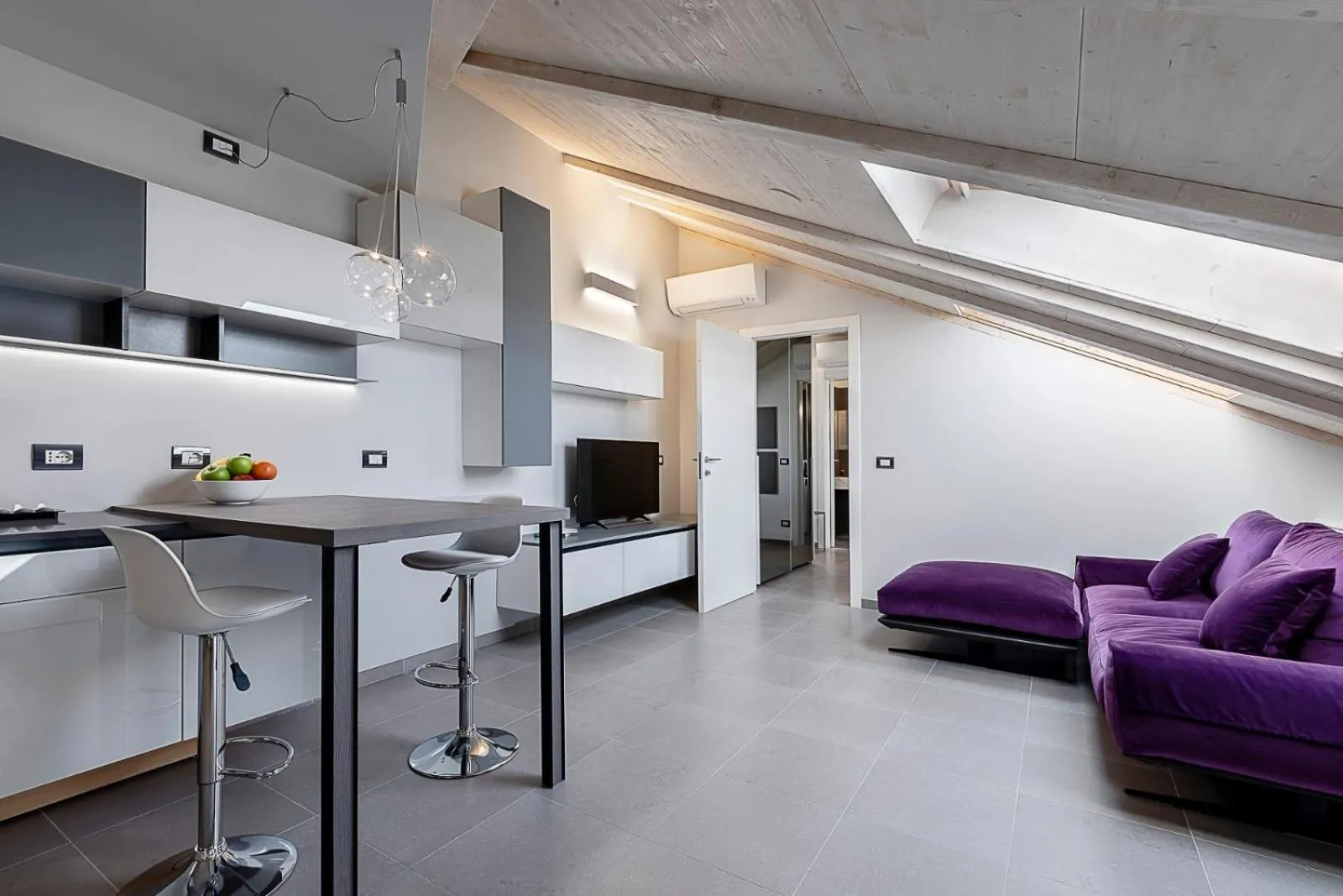 TV and multimedia in Experience Design Bed&Show