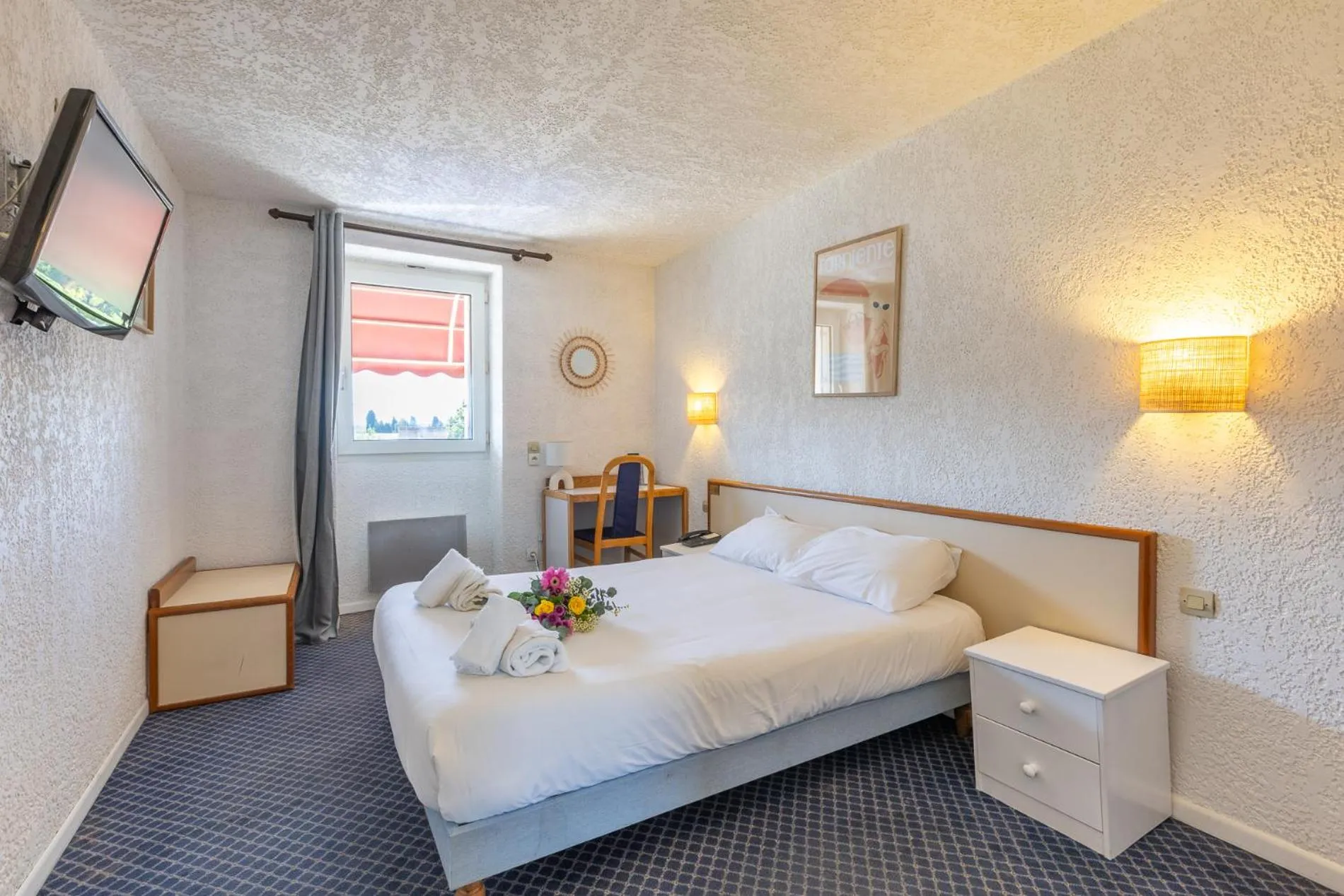 Bed in Logis Heraclee