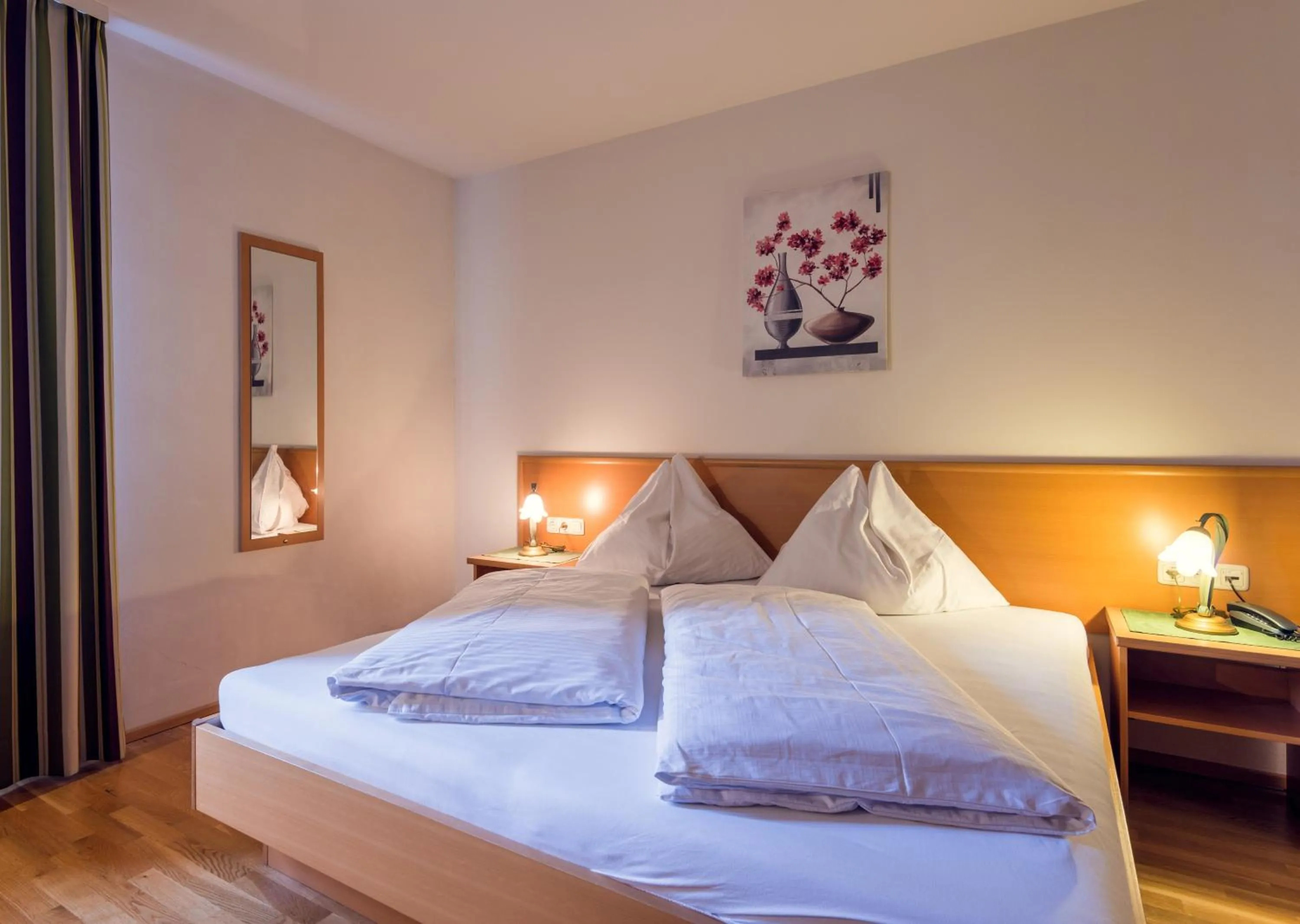 Bed in Hotel Restaurant Stöcklwirt