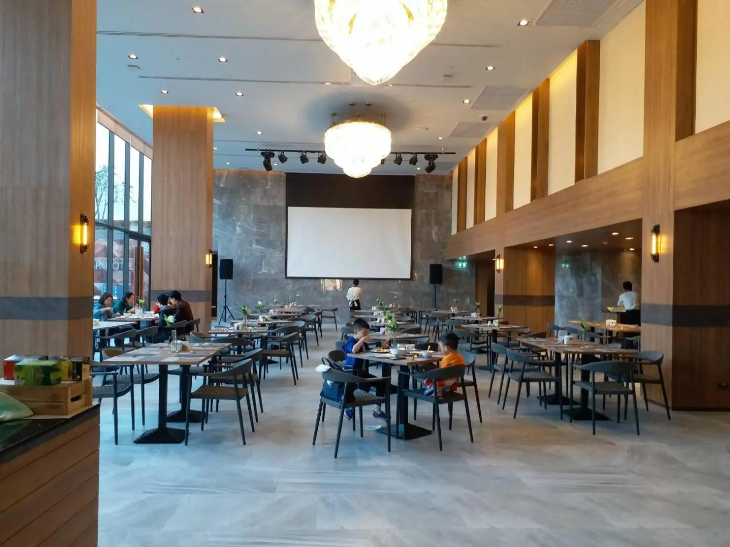 Restaurant/places to eat in The Teak Hotel