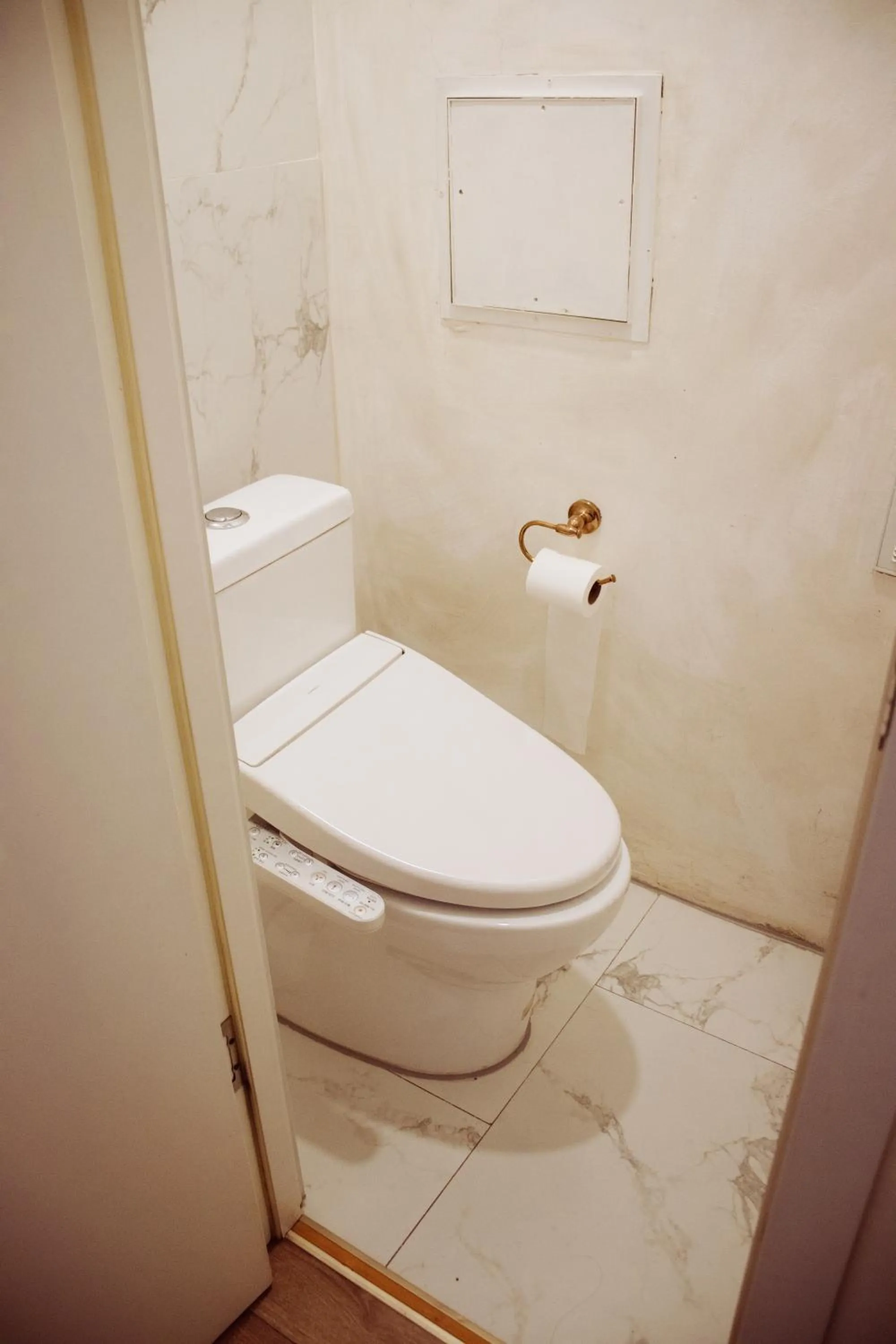 Toilet in Nomado Boutique Hotel