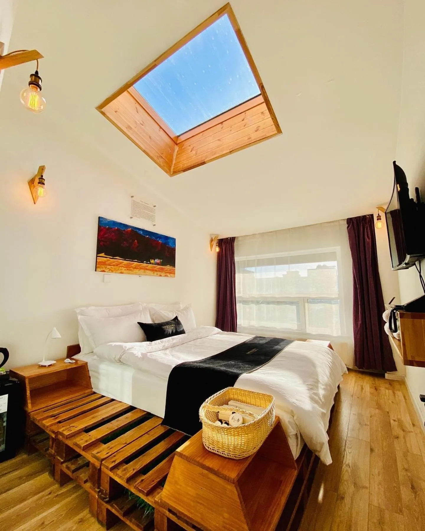 Photo of the whole room, Bed in Nomado Boutique Hotel