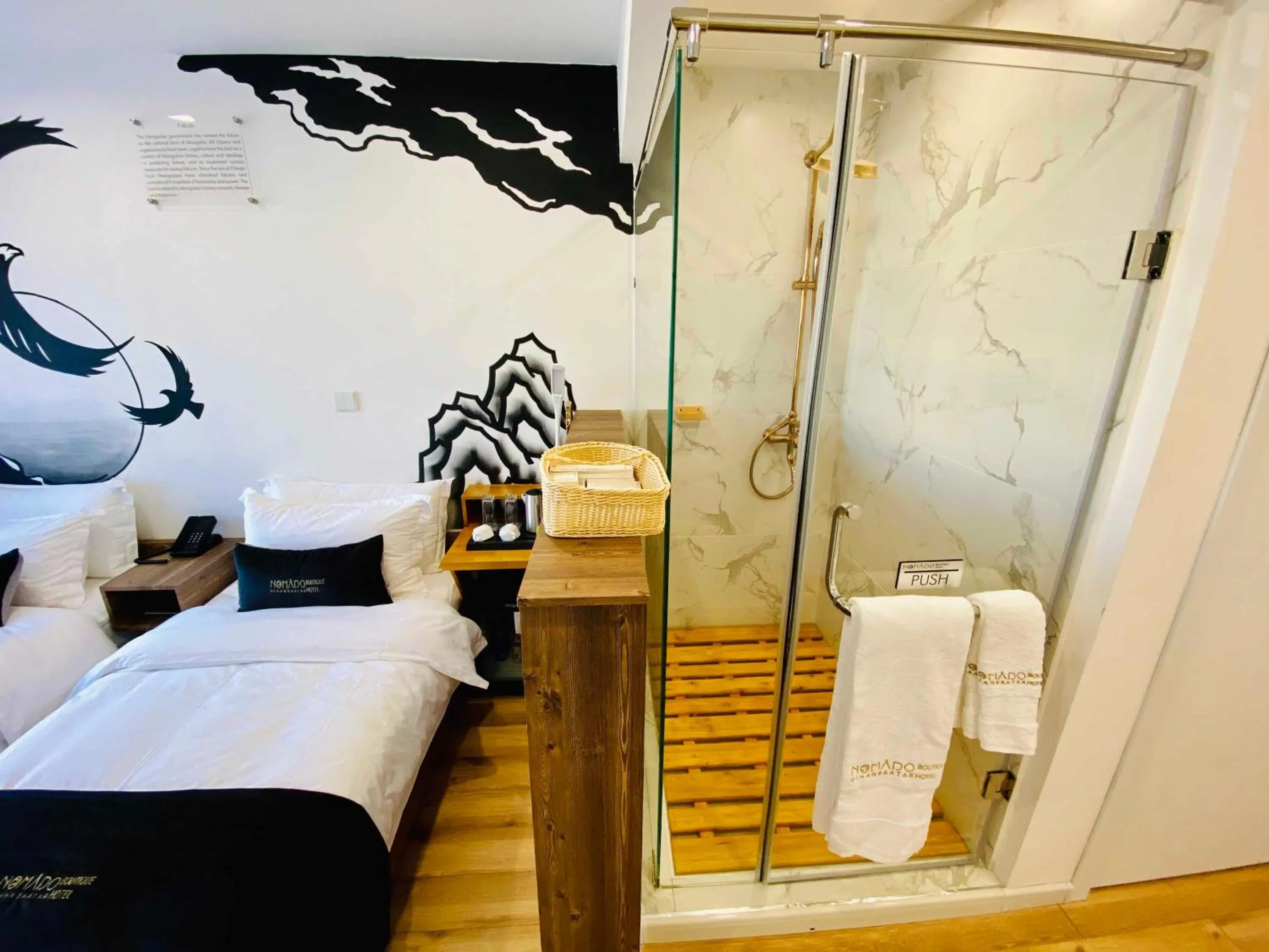 Shower, Bed in Nomado Boutique Hotel