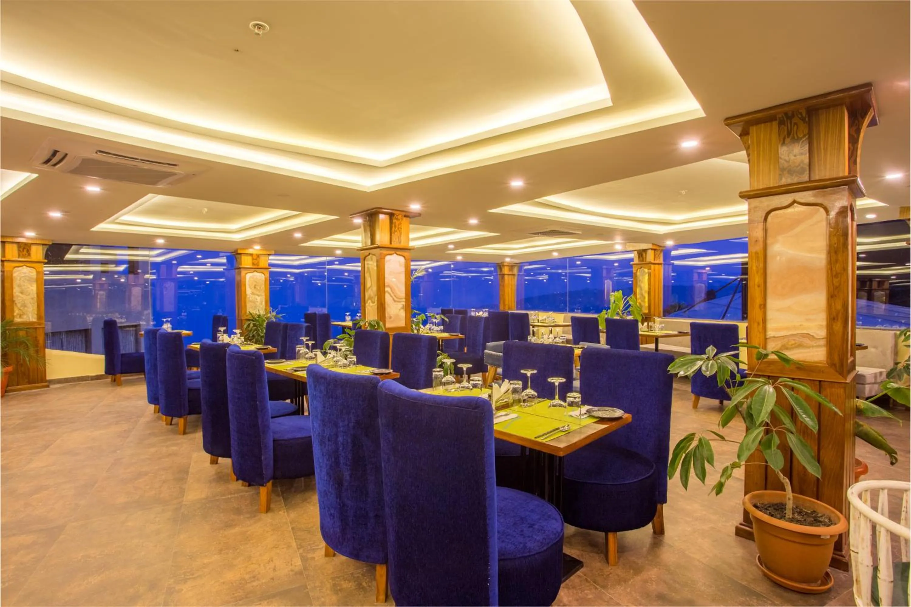 Restaurant/places to eat in Aagantuk Resort