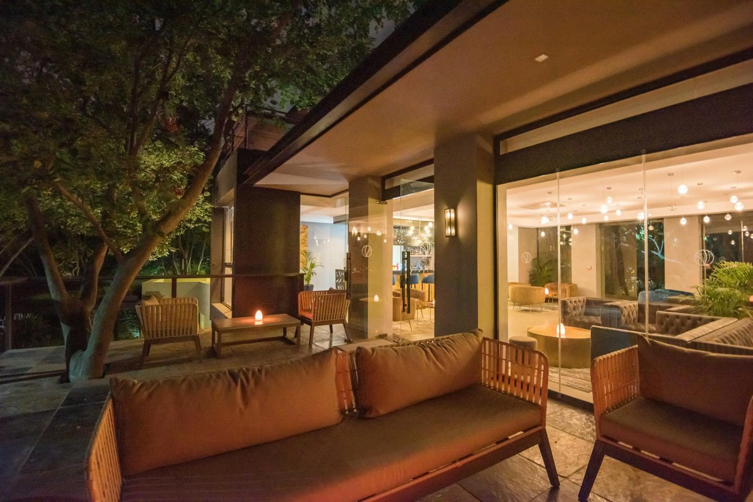 Lounge or bar in Vivari Hotel and Spa by Mantis