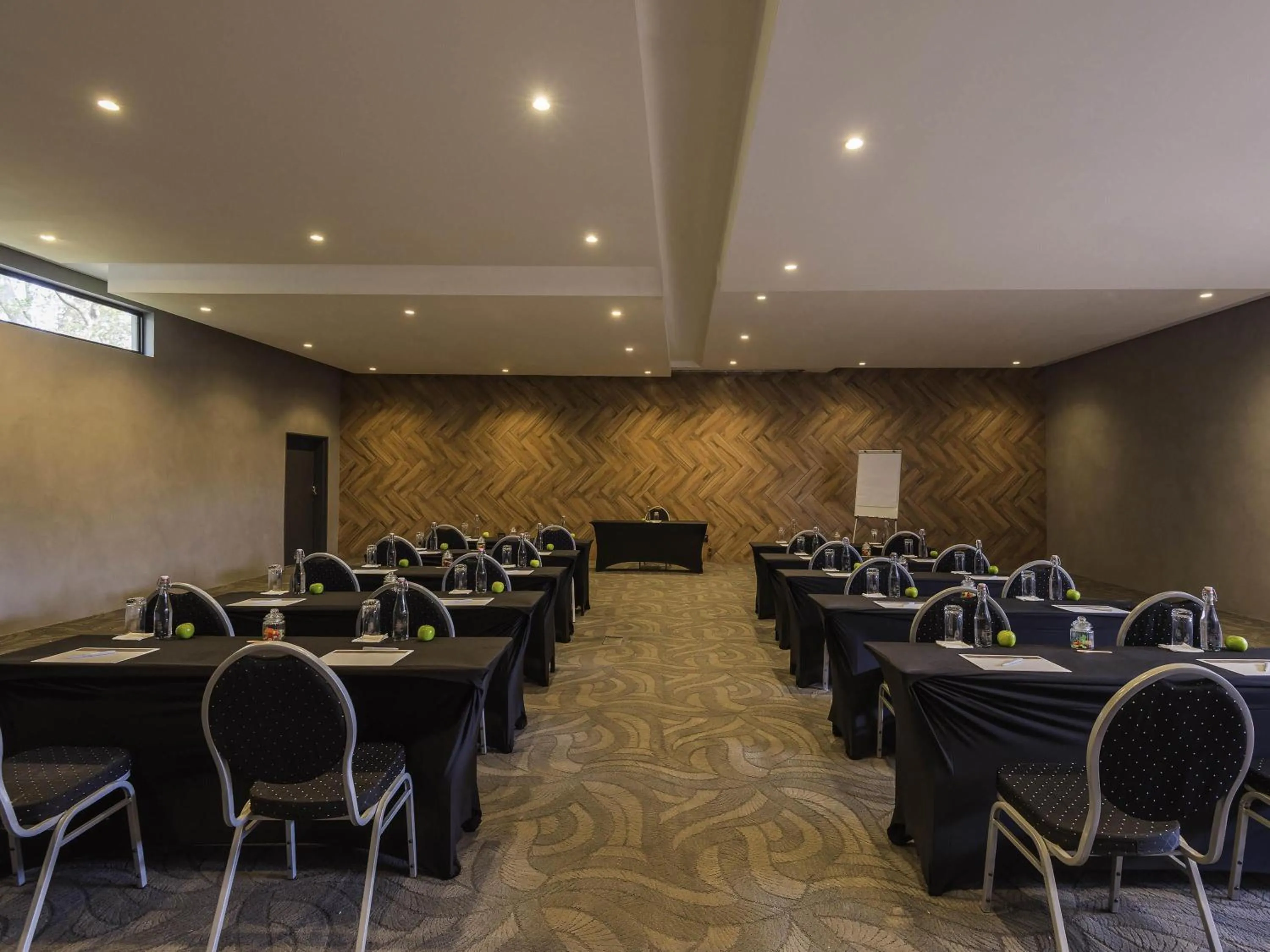 Meeting/conference room in Vivari Hotel and Spa by Mantis