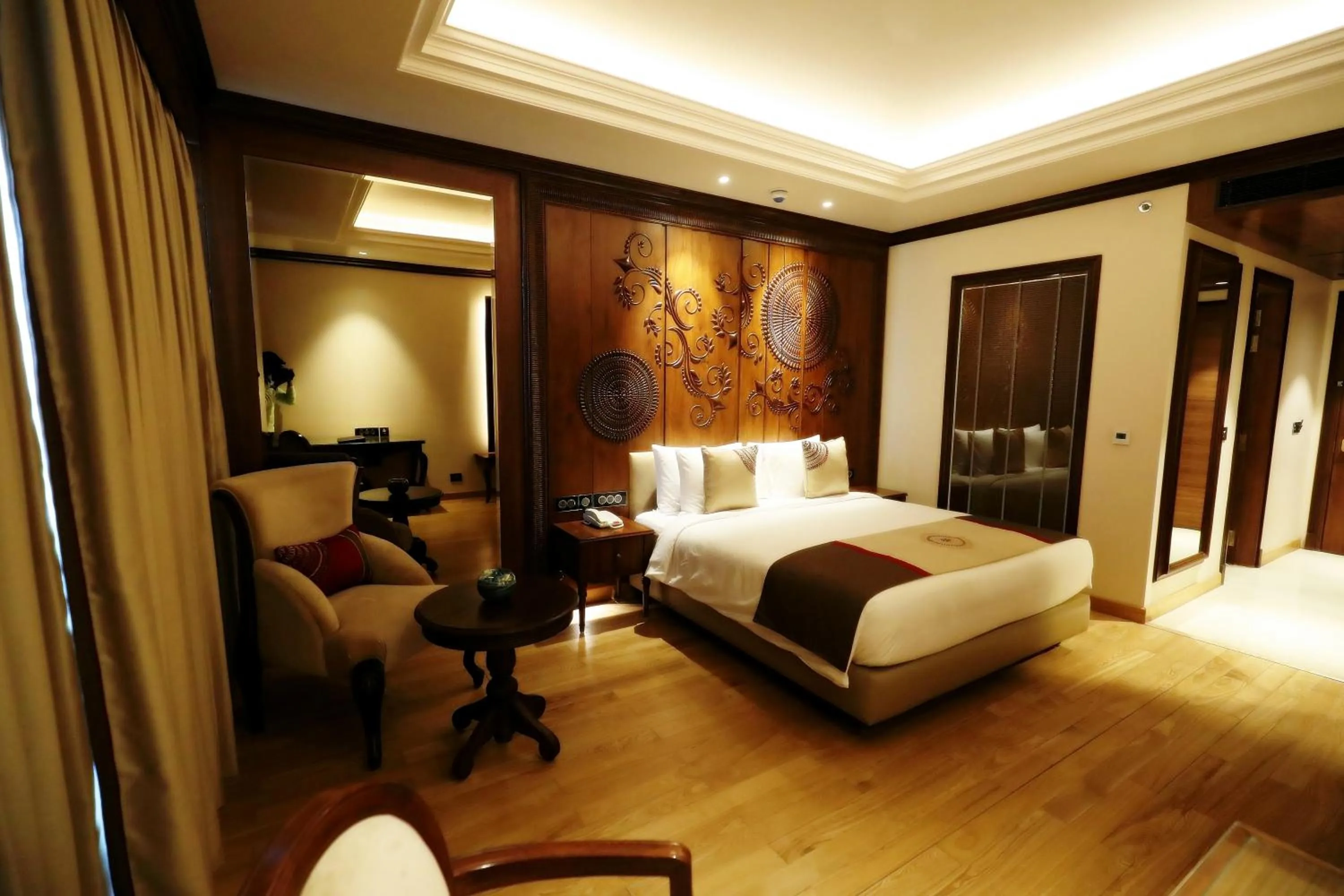 Bedroom, Bed in Seven Seas Hotel