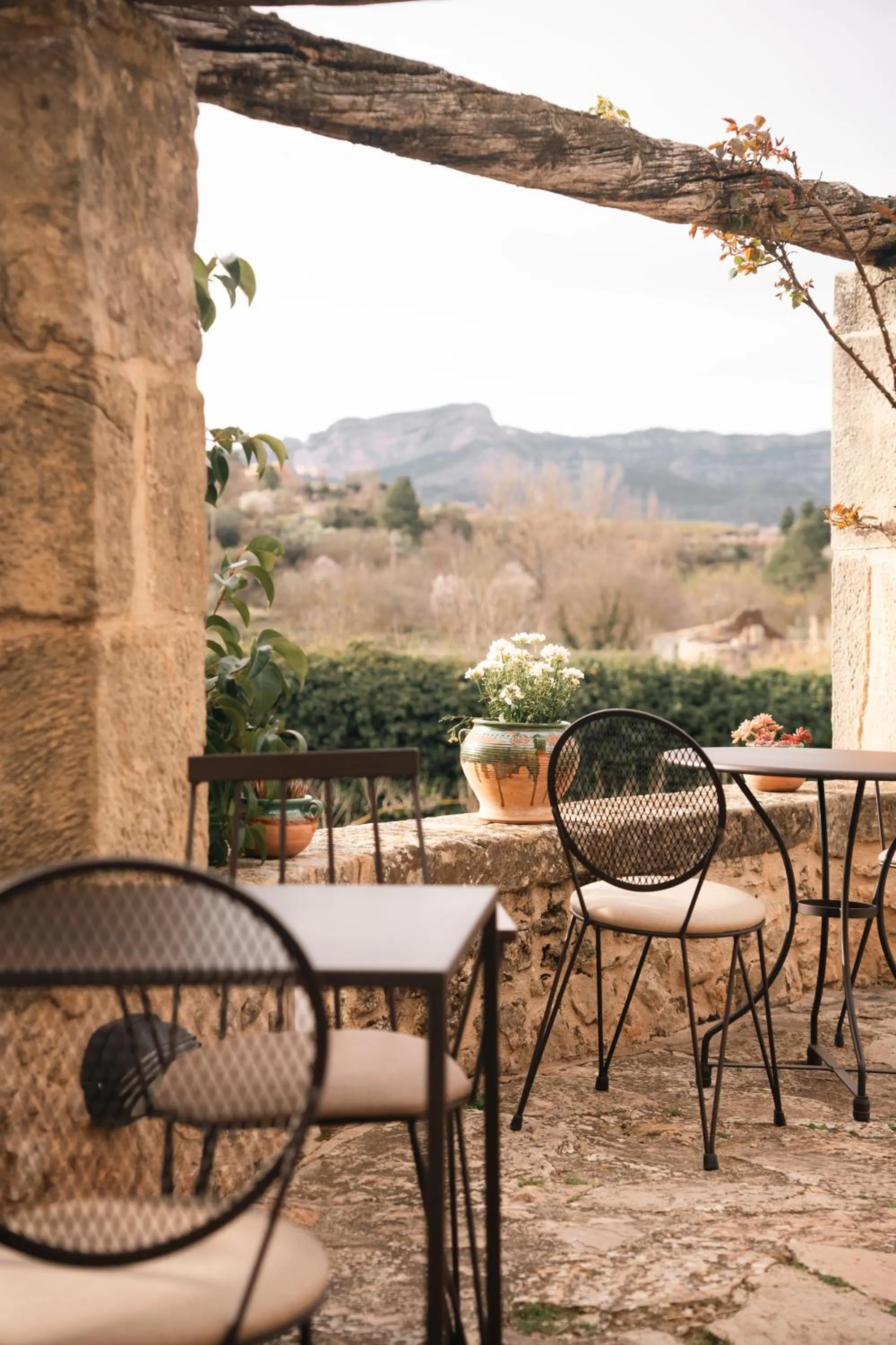 Property building in Hotel Hort De Fortunyo