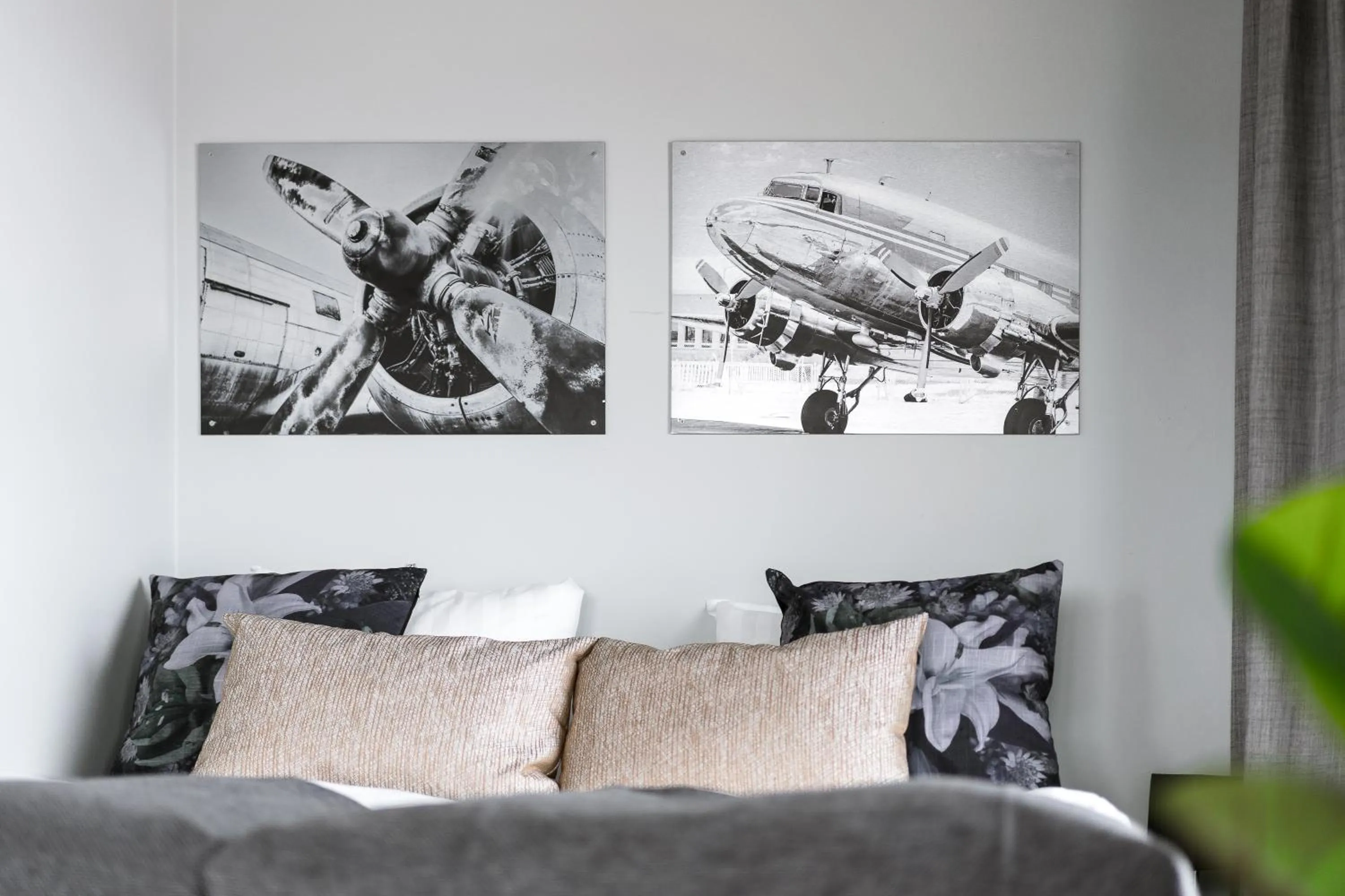 Decorative detail, Bed in Forenom Hotels & Apartments Arlanda