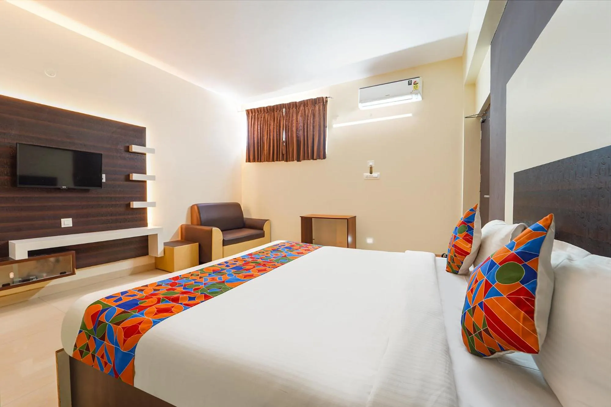 Bed in Itsy Hotels Sri Mani'S Residency, Coimbatore Airport