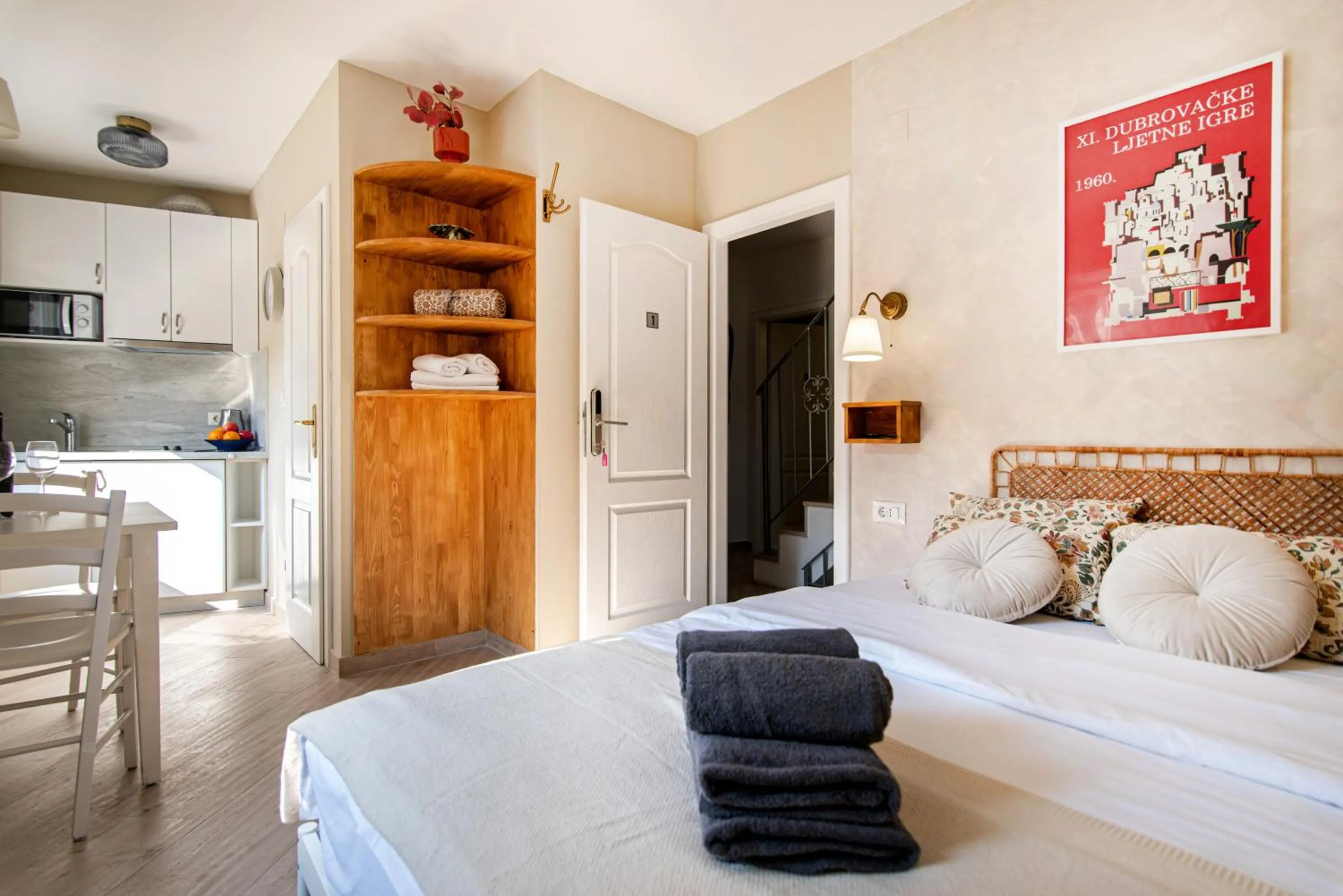 Bed in Ragusa City Walls Apartments