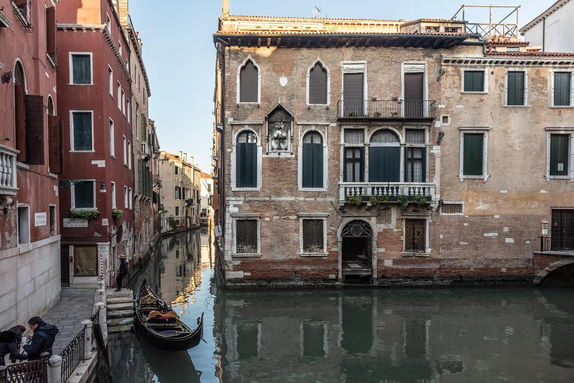 Property building in Anzolo Palace - Rooms & Apartments