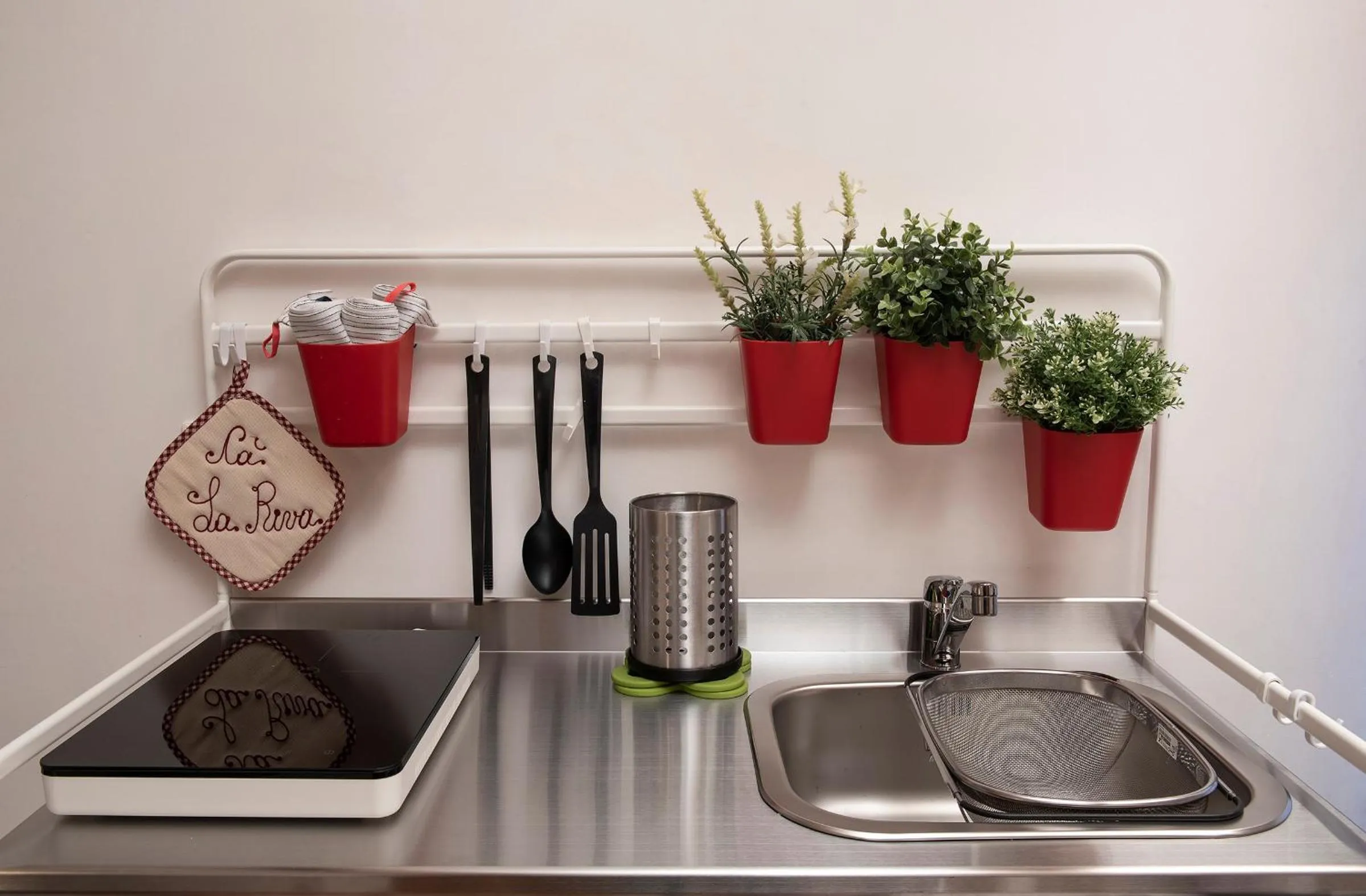 Kitchen or kitchenette in Anzolo Palace - Rooms & Apartments