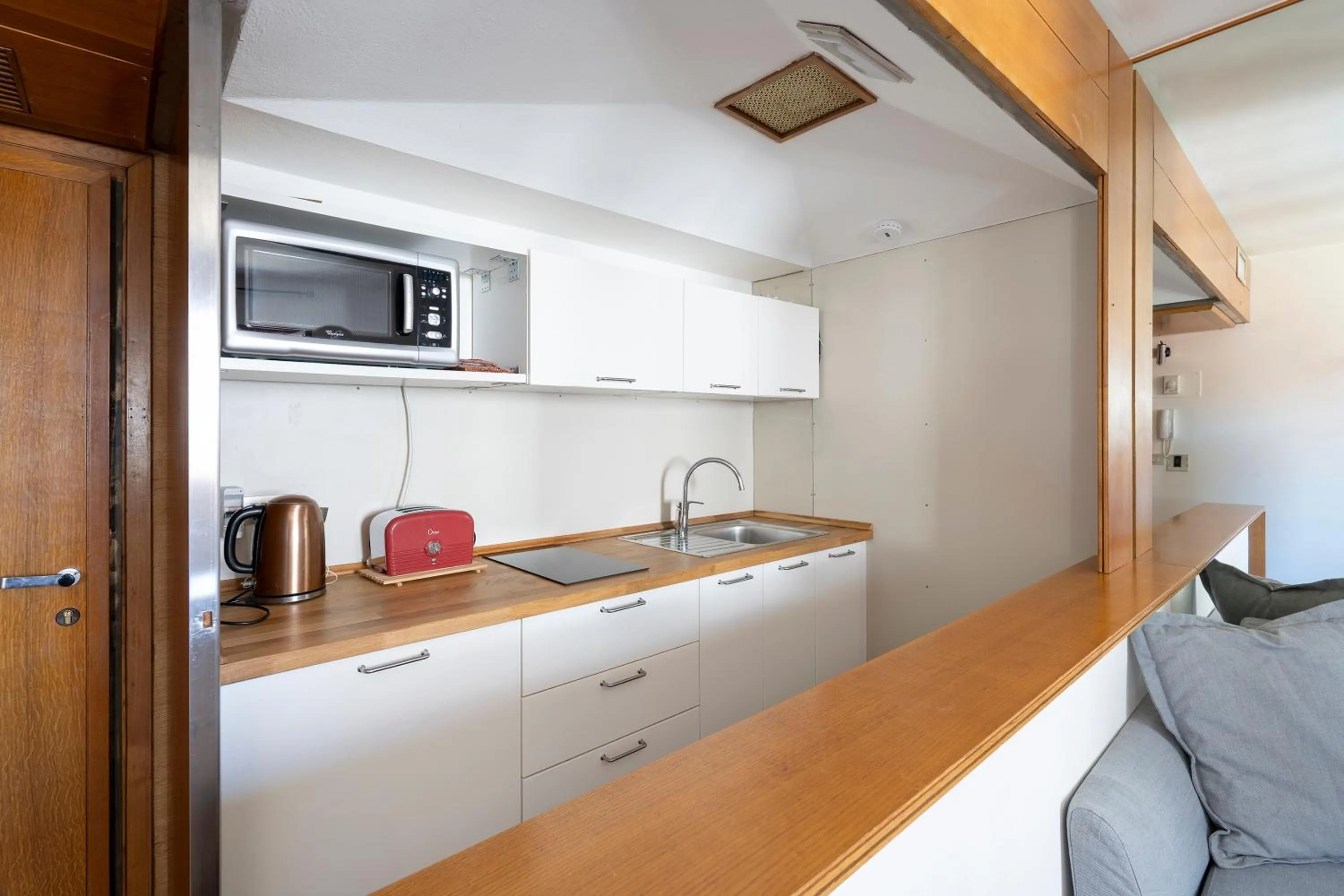 Kitchen or kitchenette in Anzolo Palace - Rooms & Apartments