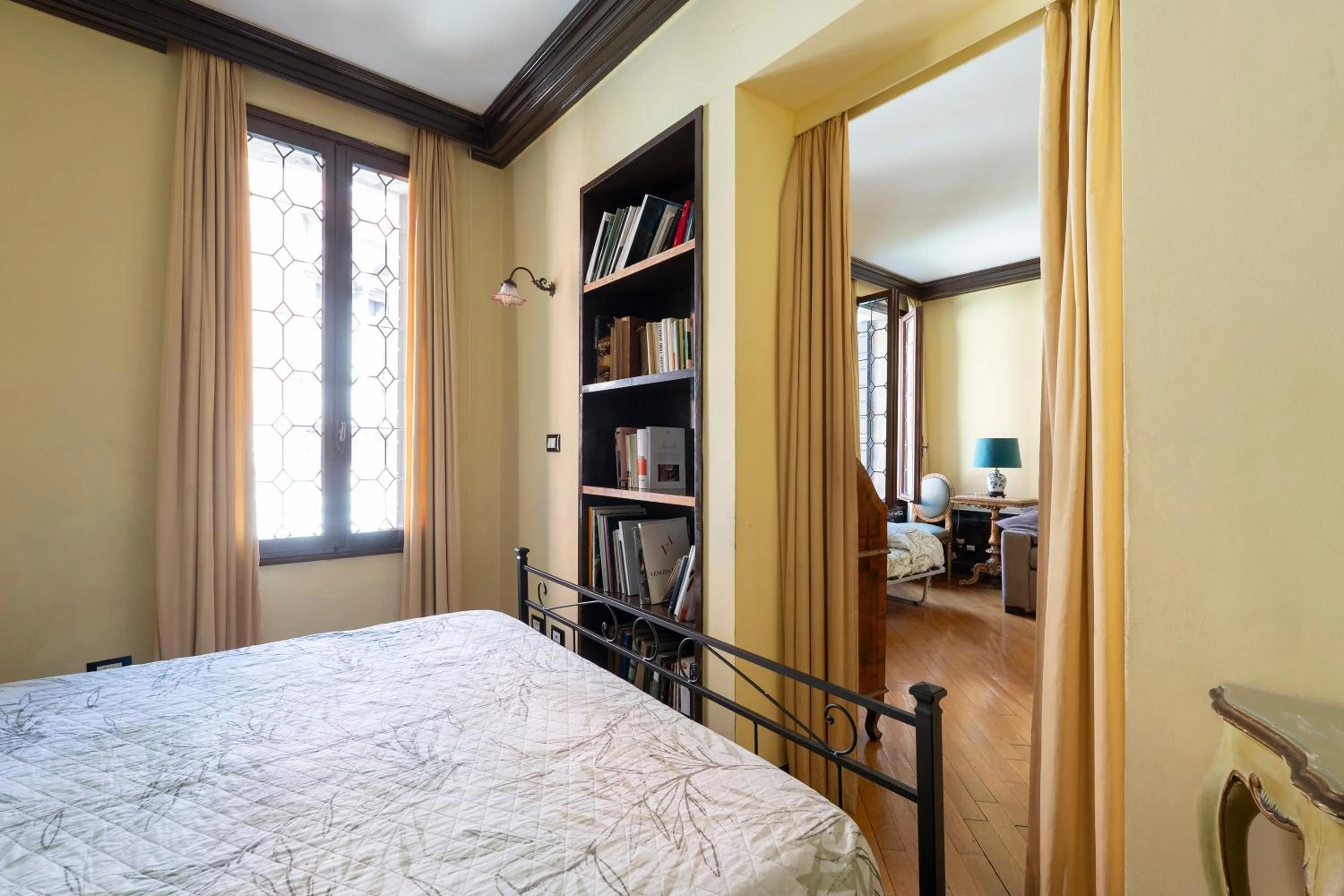 Bedroom, Bed in Anzolo Palace - Rooms & Apartments