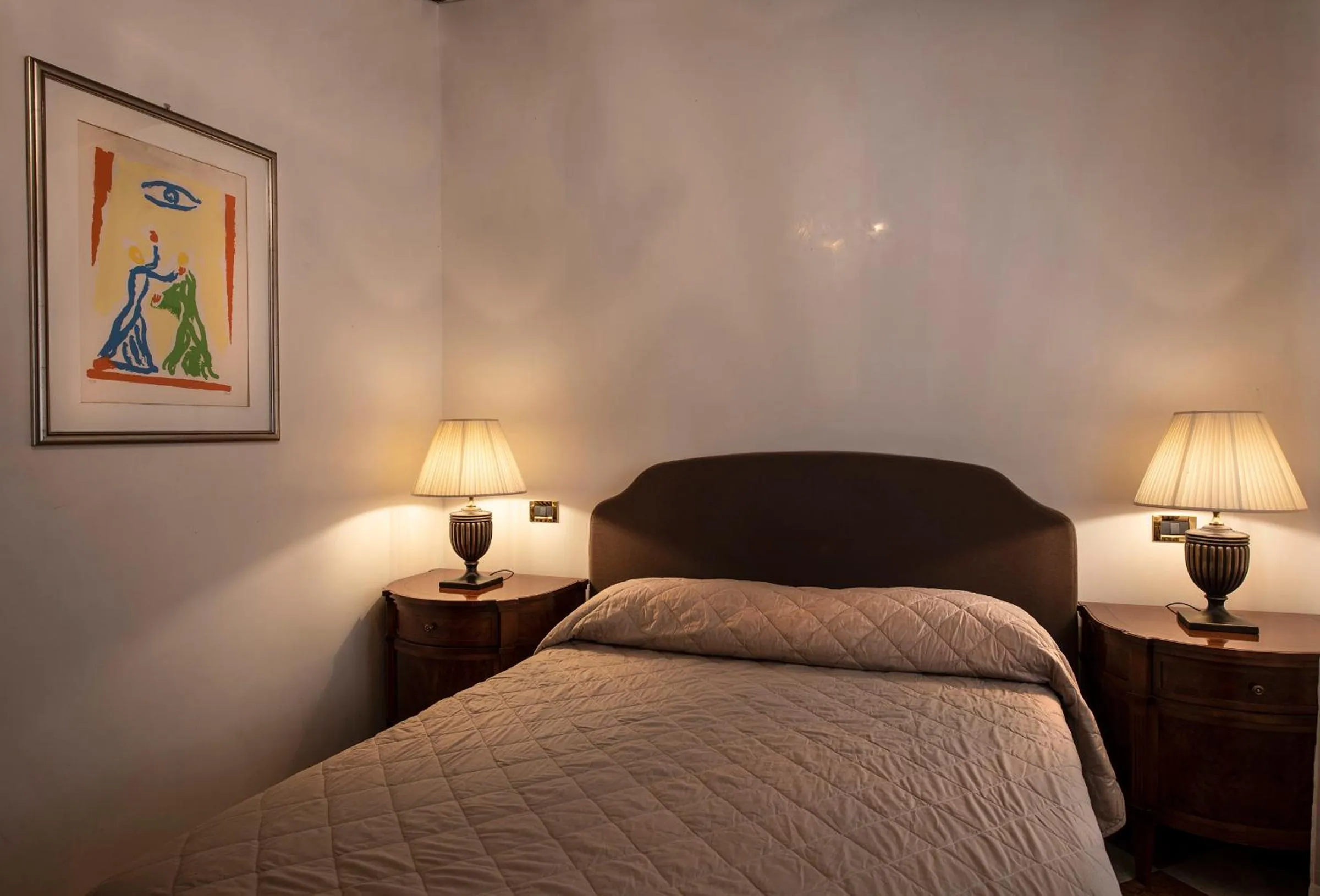 Bed in Anzolo Palace - Rooms & Apartments