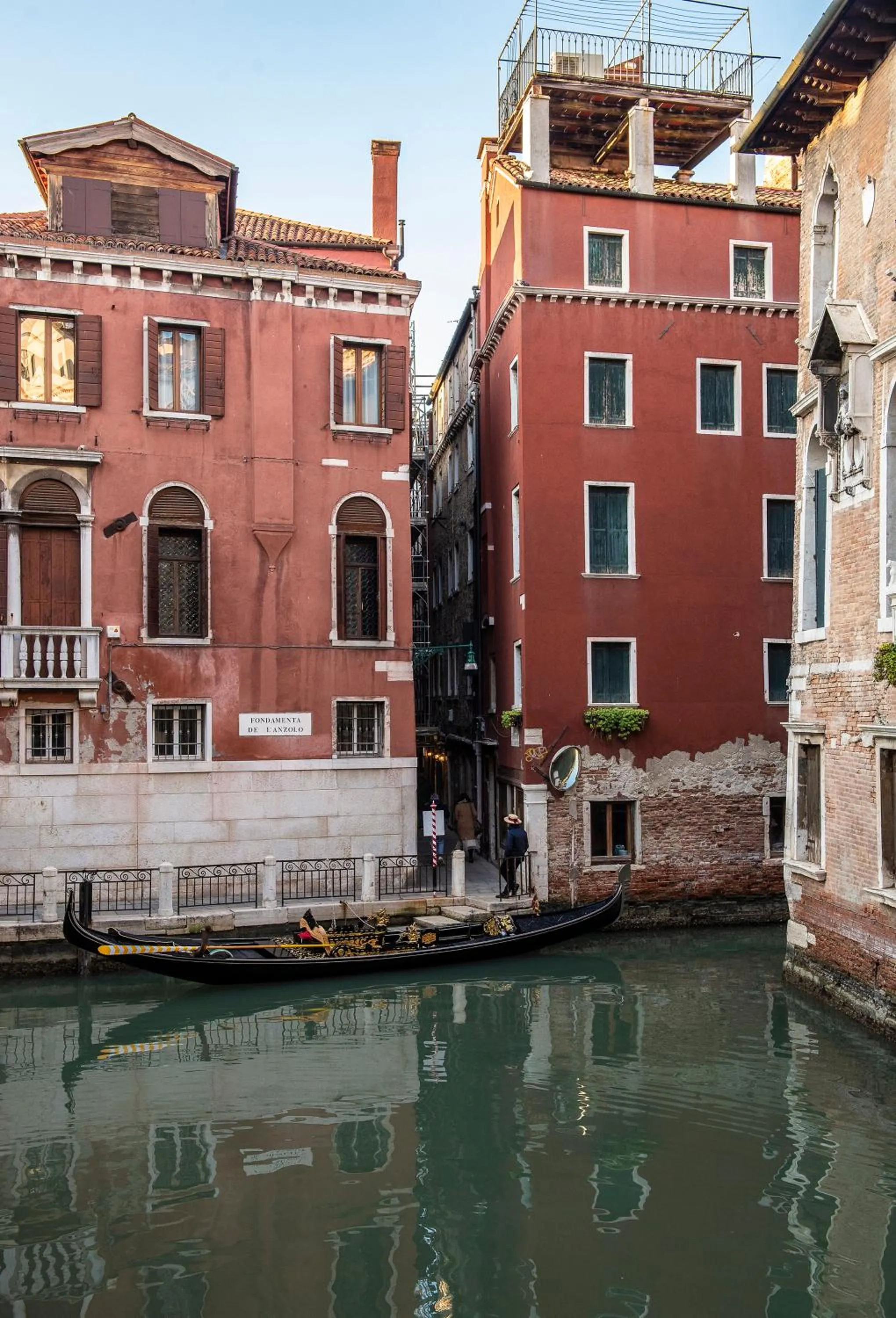 Property building in Anzolo Palace - Rooms & Apartments