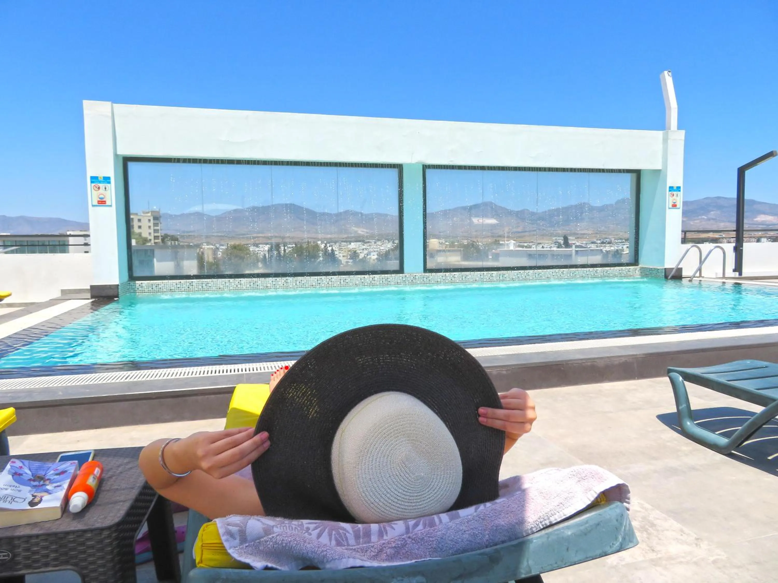 Pool view in Hotel Sun