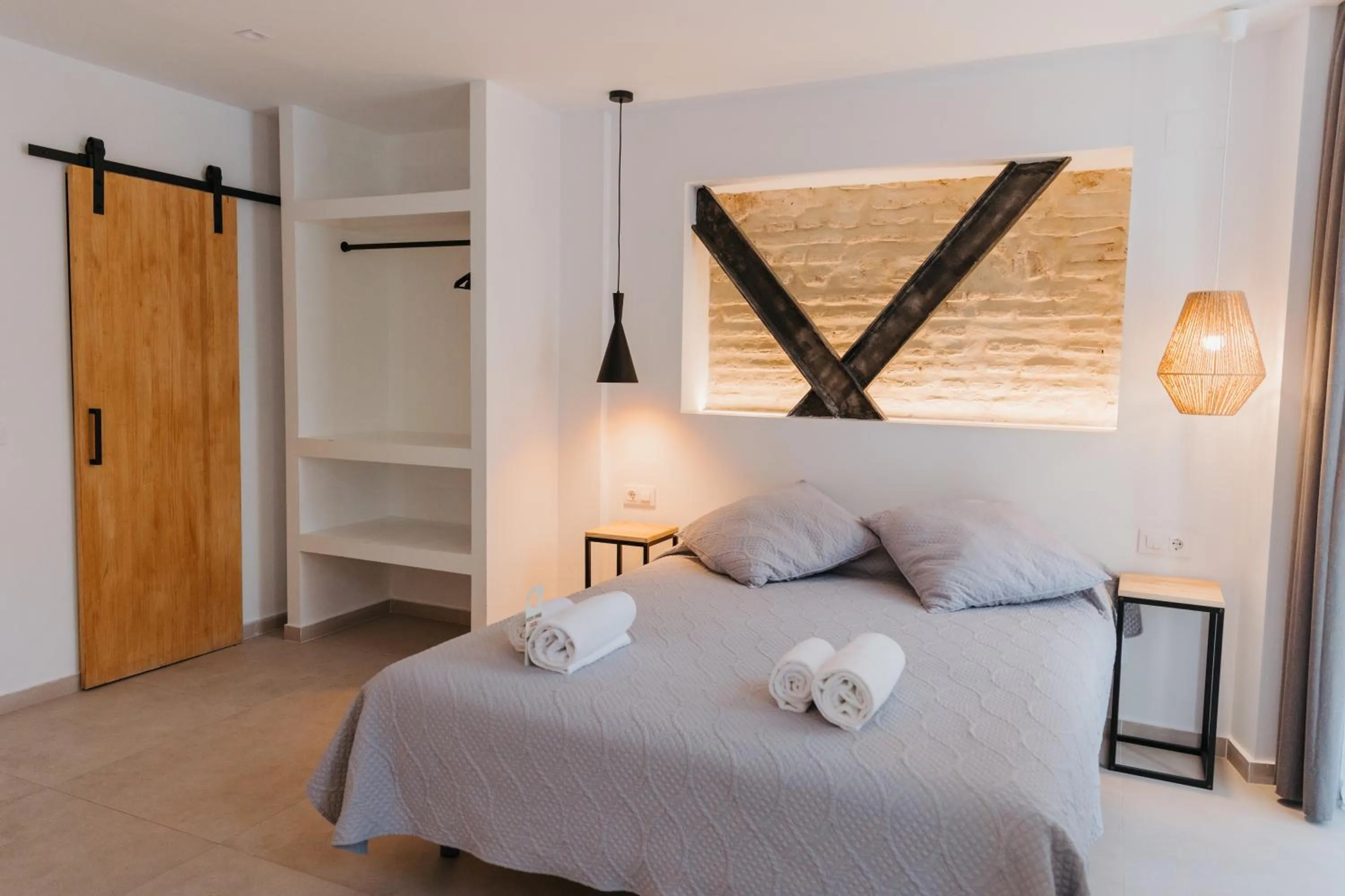 Bed in Hulot B&B Valencia