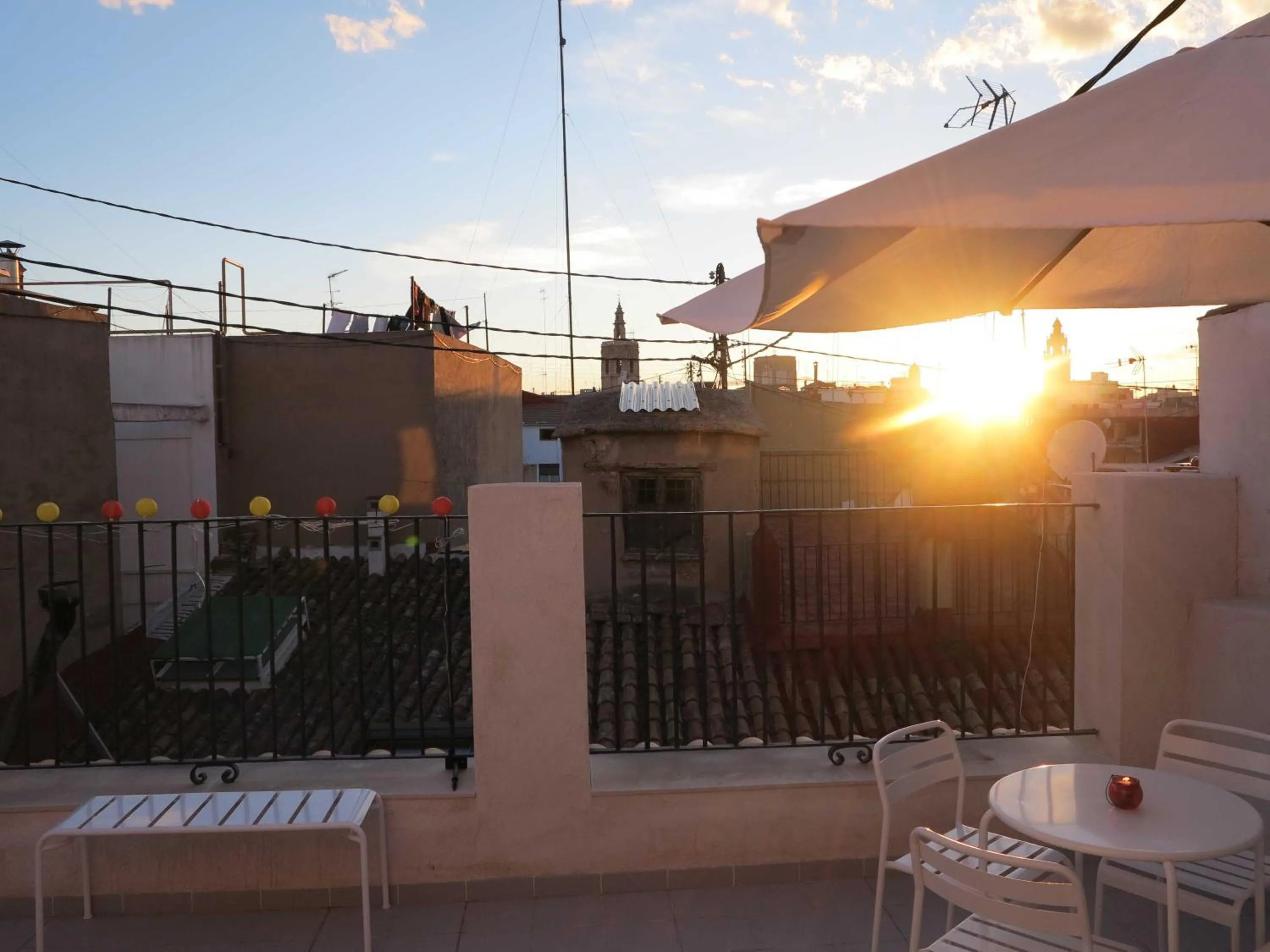 Balcony/Terrace in Hulot B&B Valencia