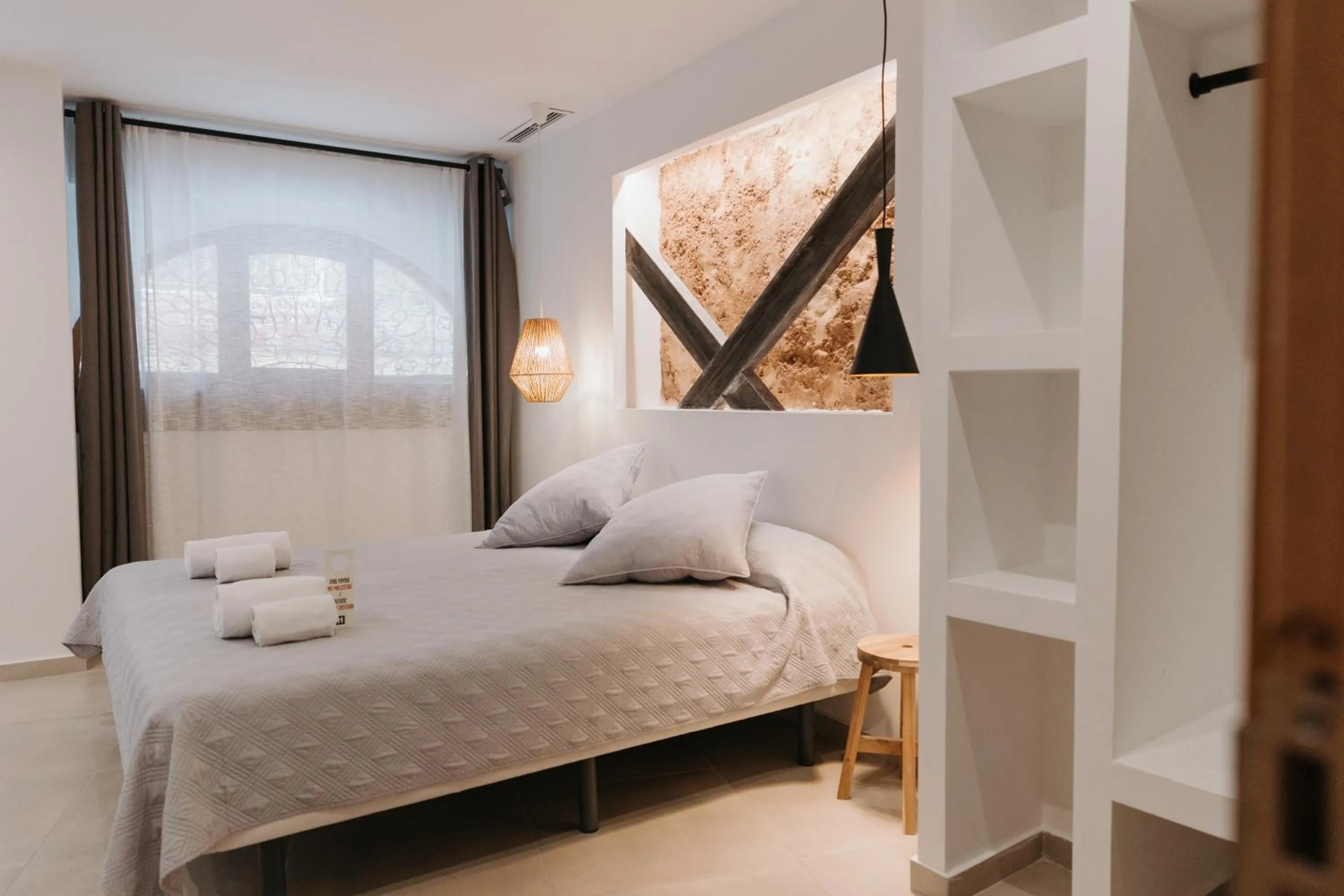 Bed in Hulot B&B Valencia