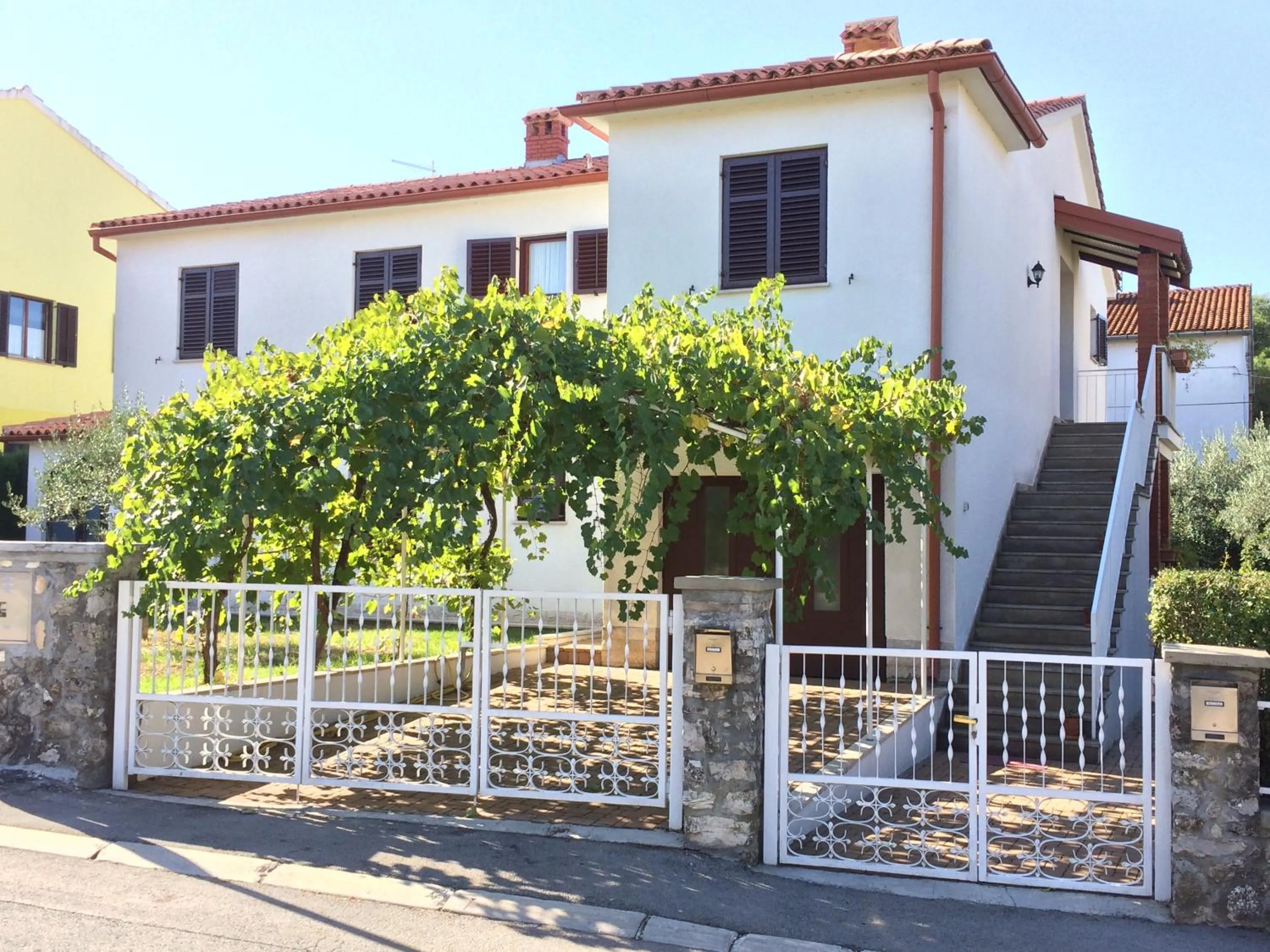 Apartments Carmelo
