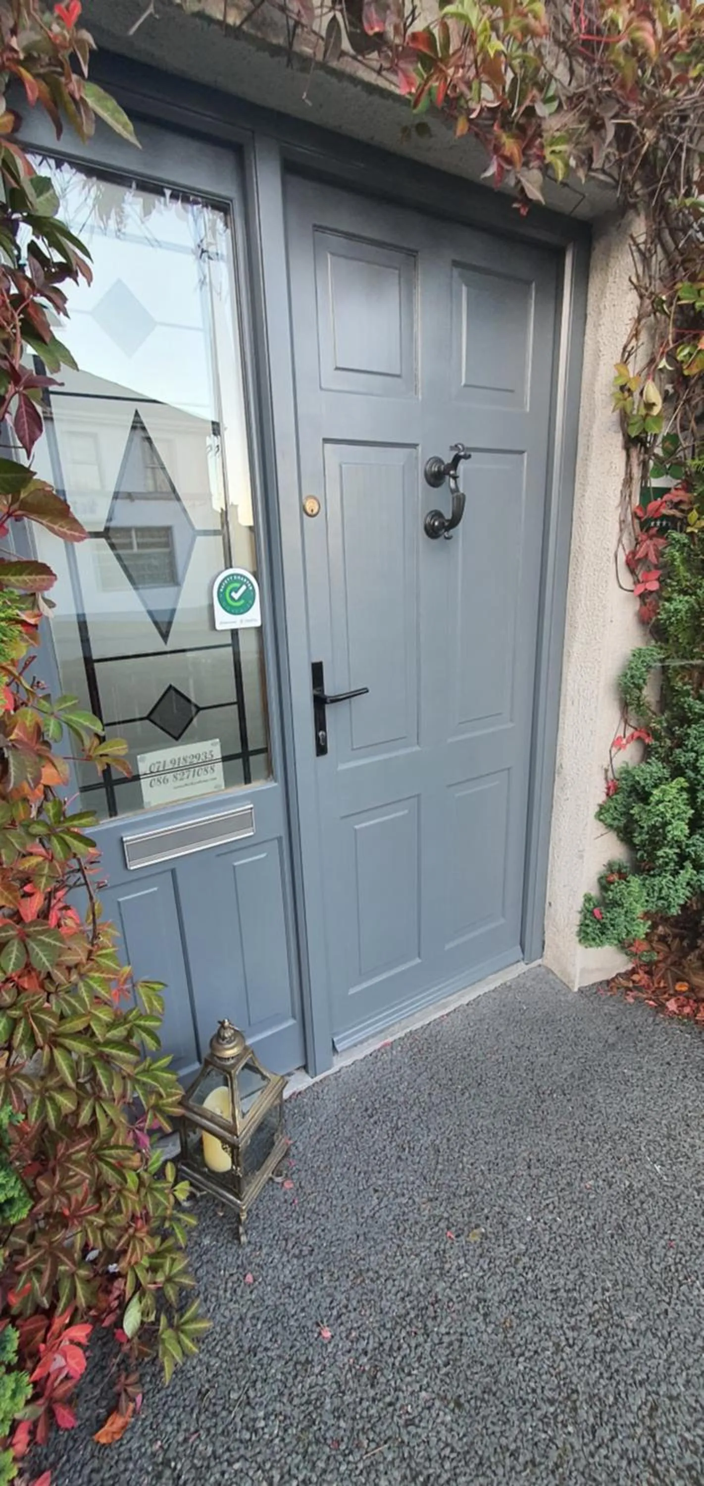 Facade/entrance in Church View House F56H977