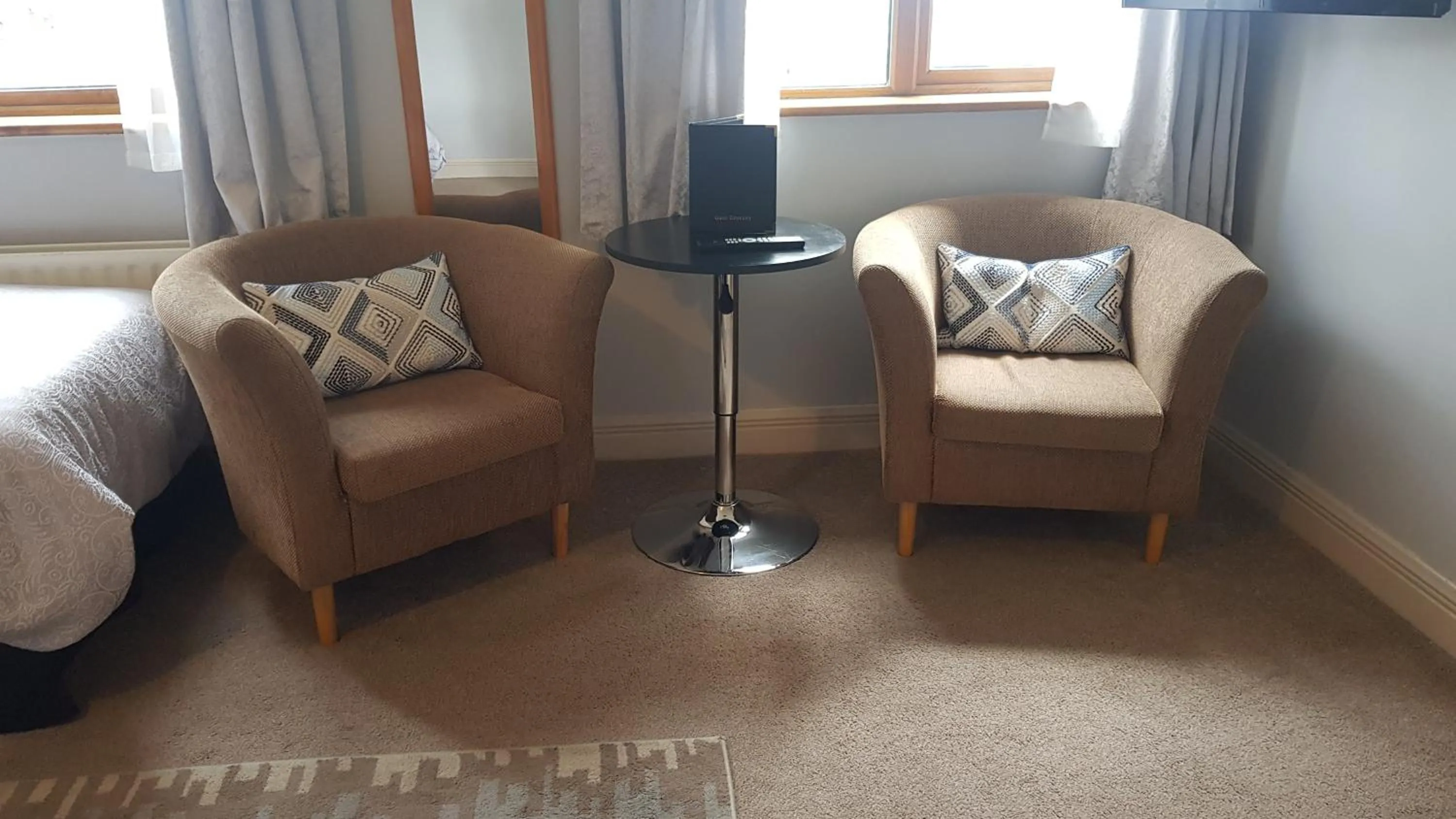 Bed in Church View House F56H977