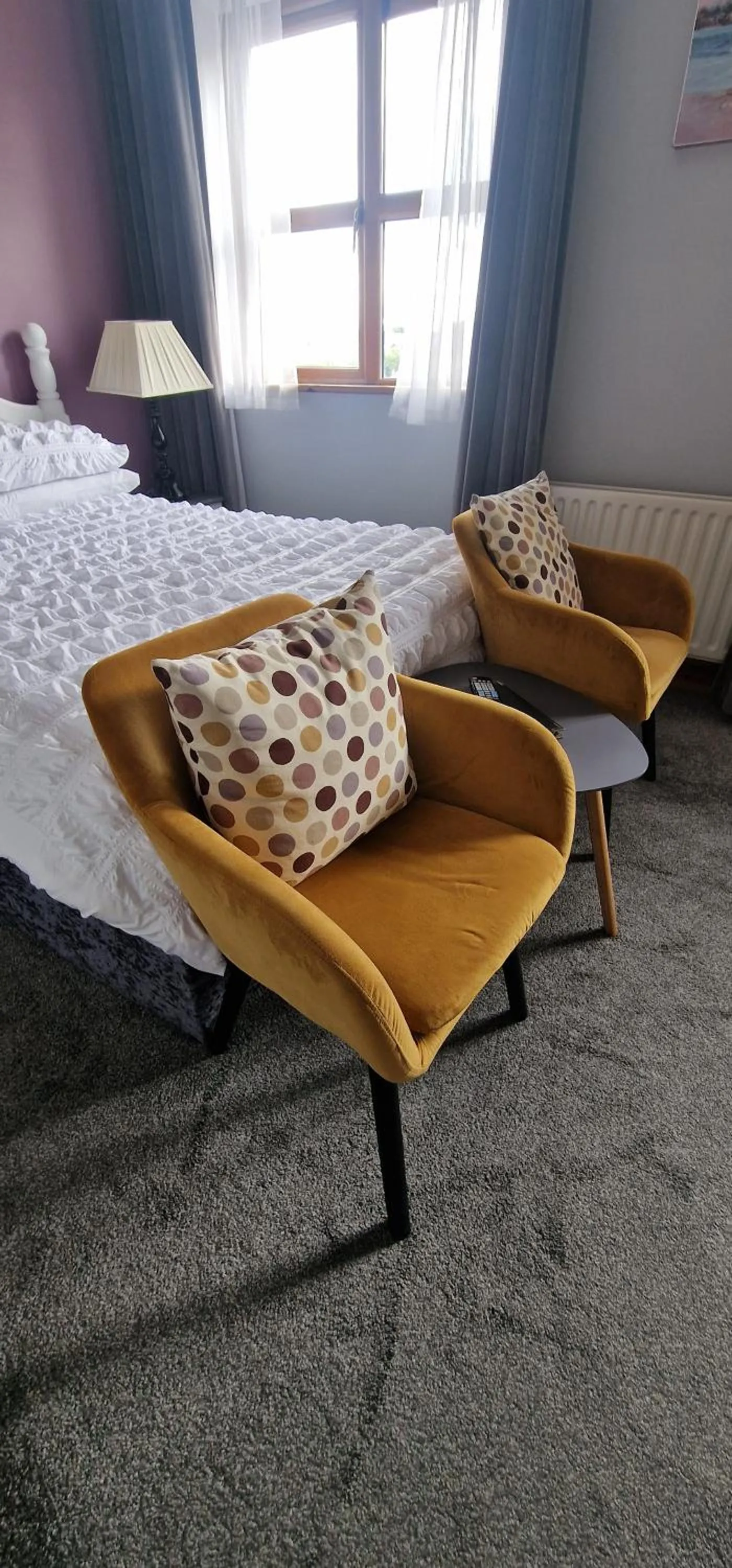 Bed in Church View House F56H977