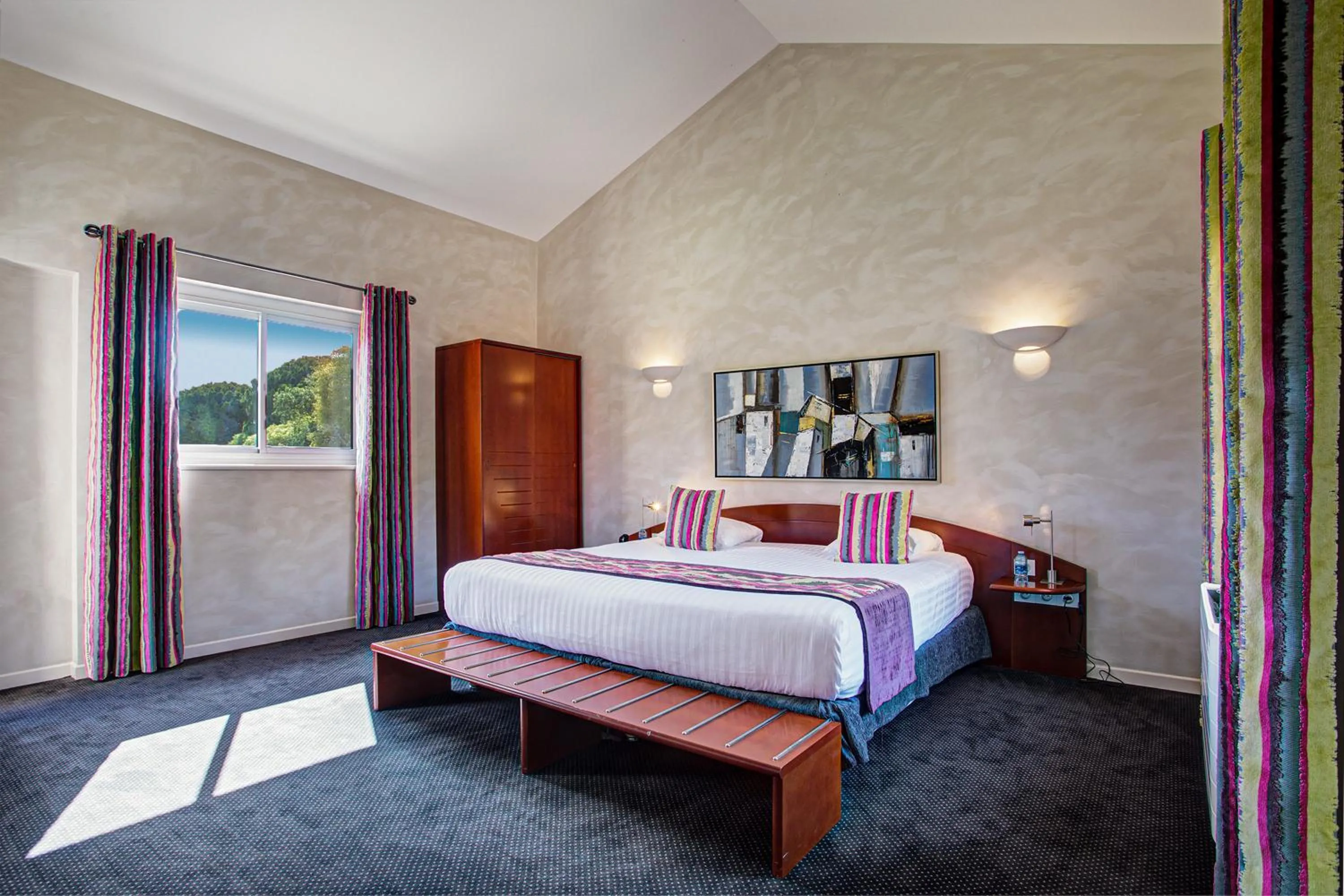 Bed in Auberge Du Roua