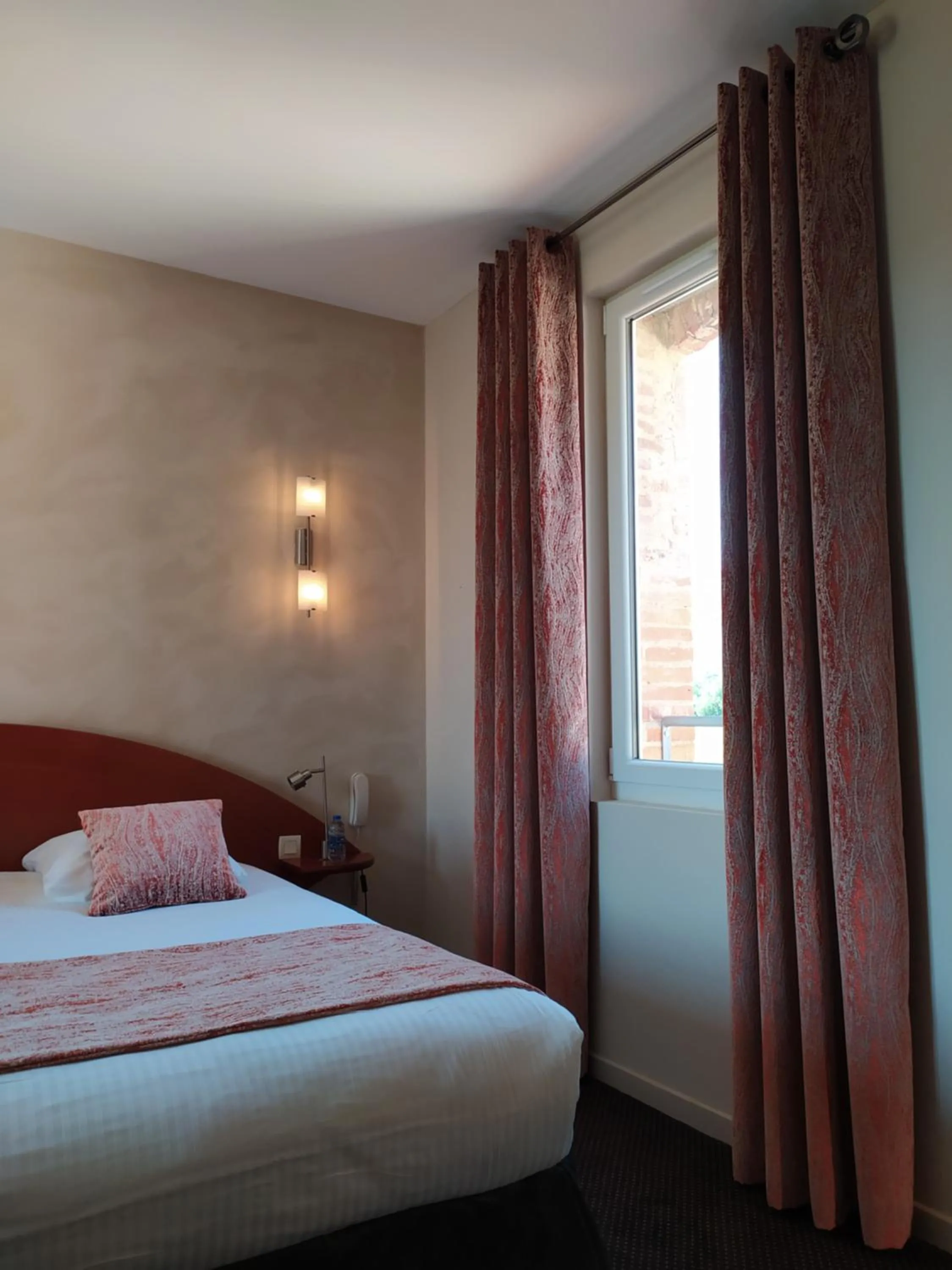 Decorative detail, Bed in Auberge Du Roua