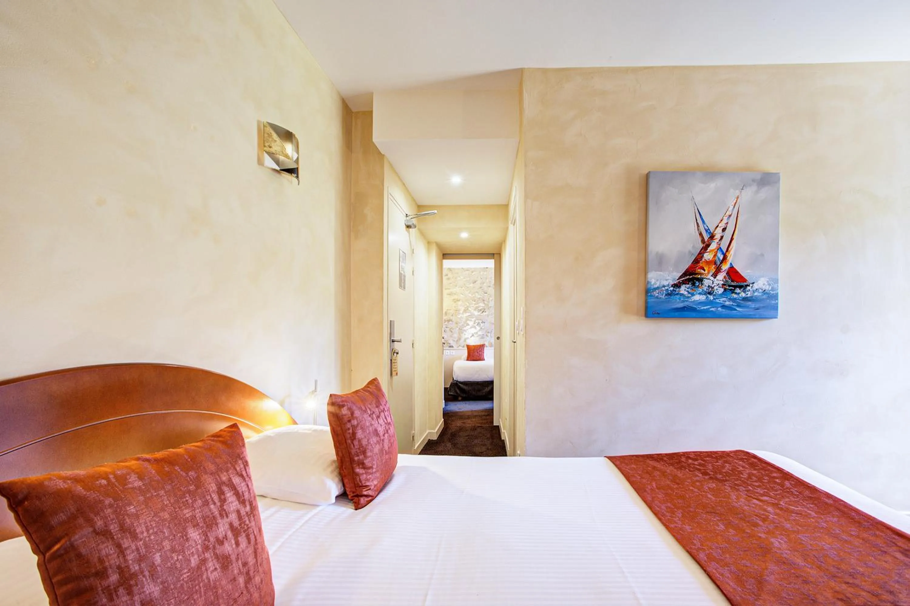 Decorative detail, Bed in Auberge Du Roua