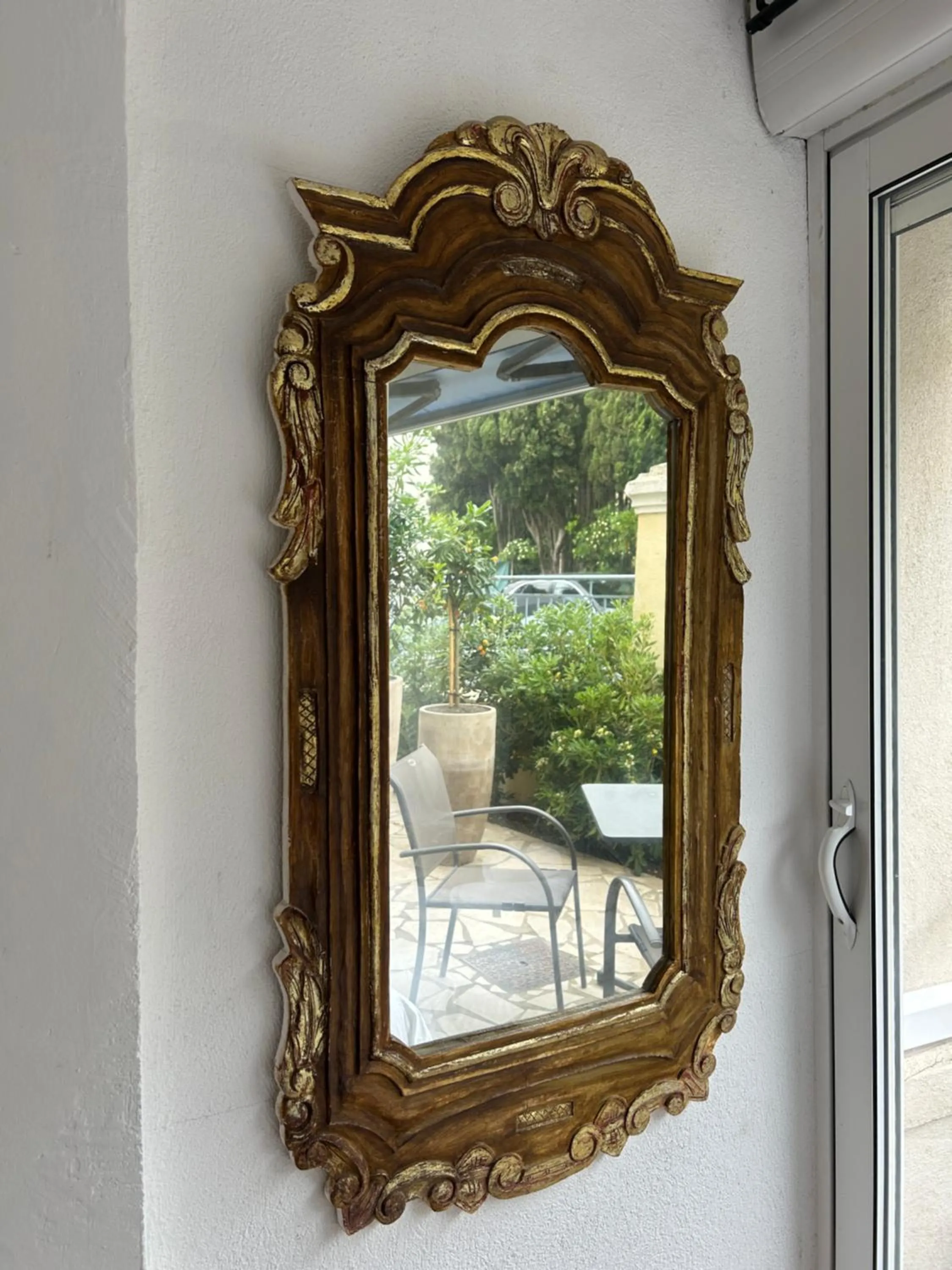 Decorative detail in Hôtel L'Escale Au Soleil