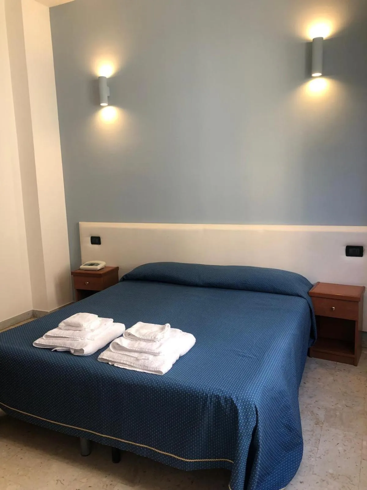 Bedroom, Bed in Hotel Lungomare