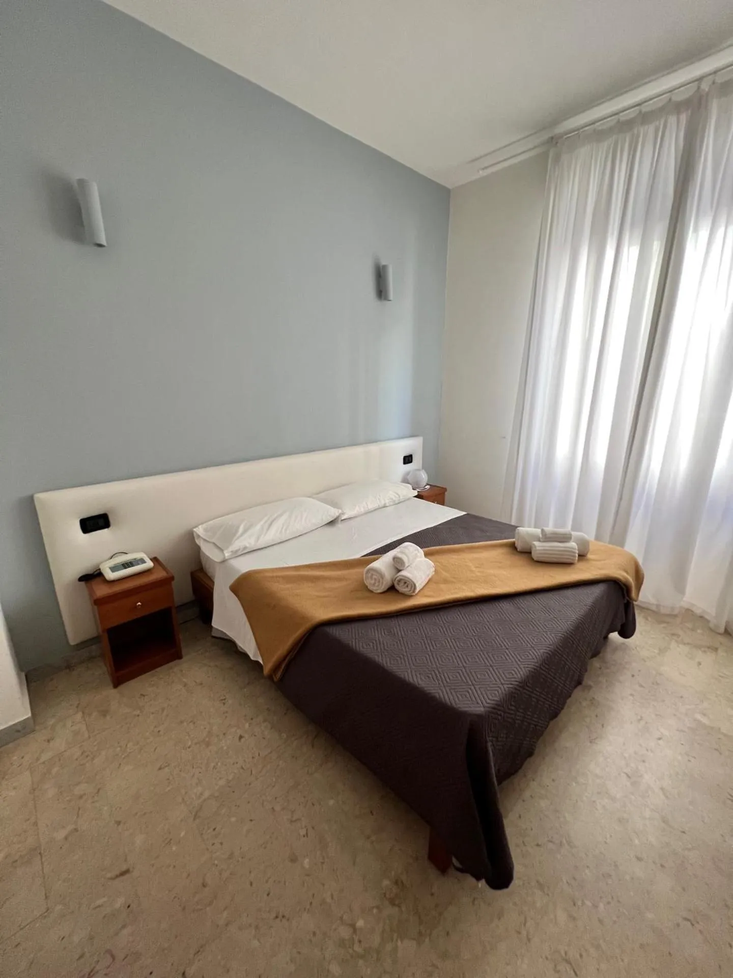 Bedroom, Bed in Hotel Lungomare