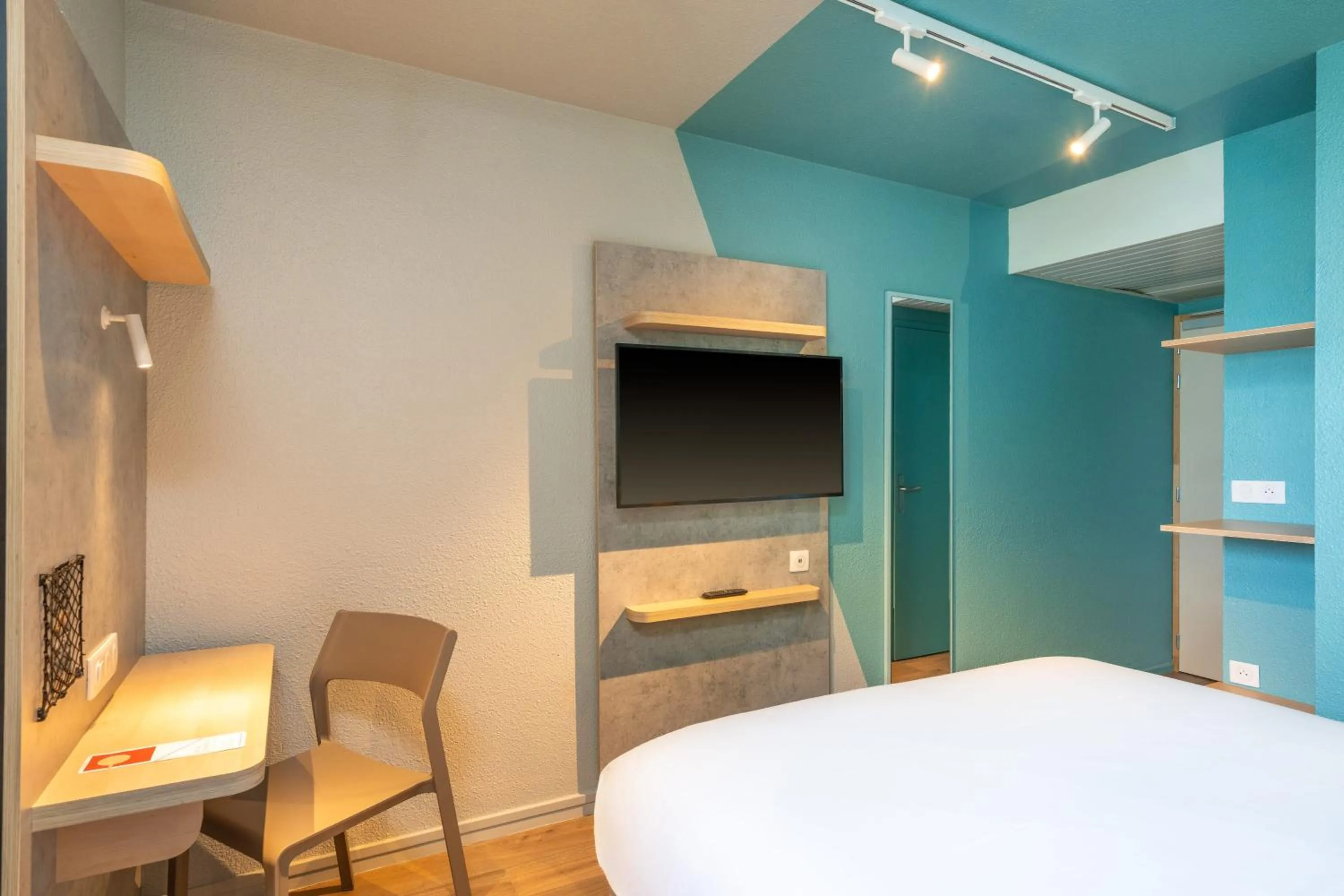 Bed in ibis budget Nantes Sainte Luce - Hôtel Rénové