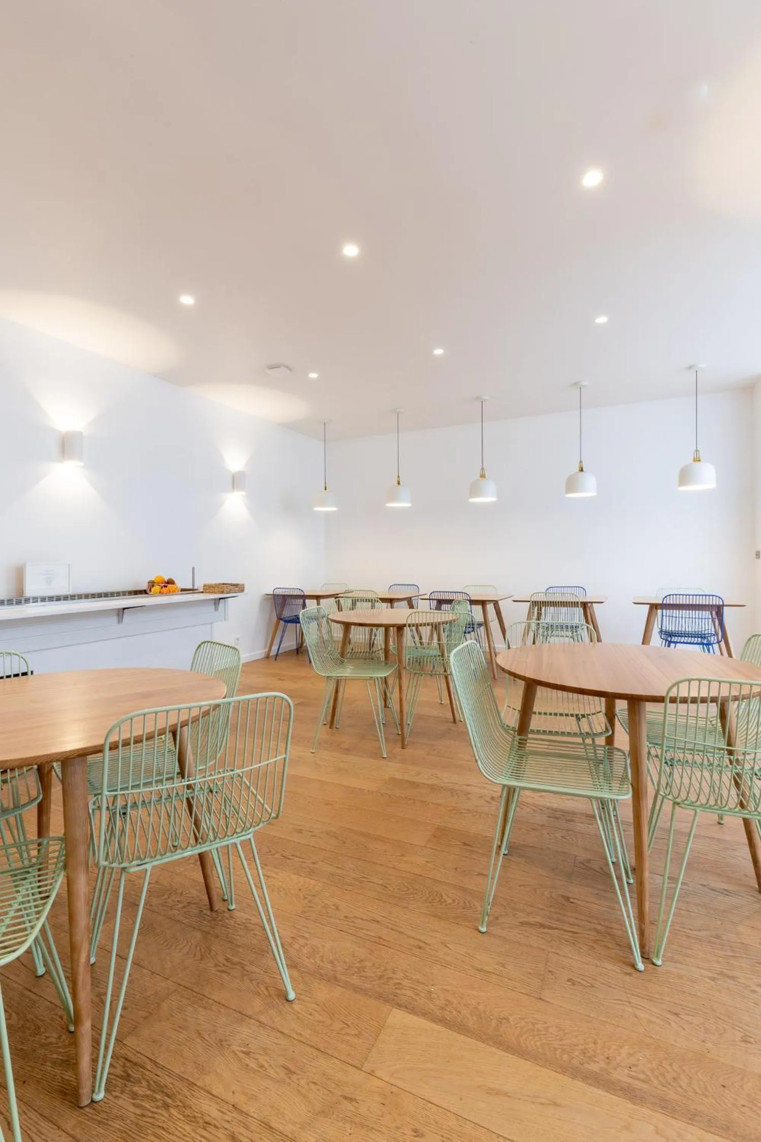 Property building in Hôtel Porte Mars Reims Gare Centre Arena