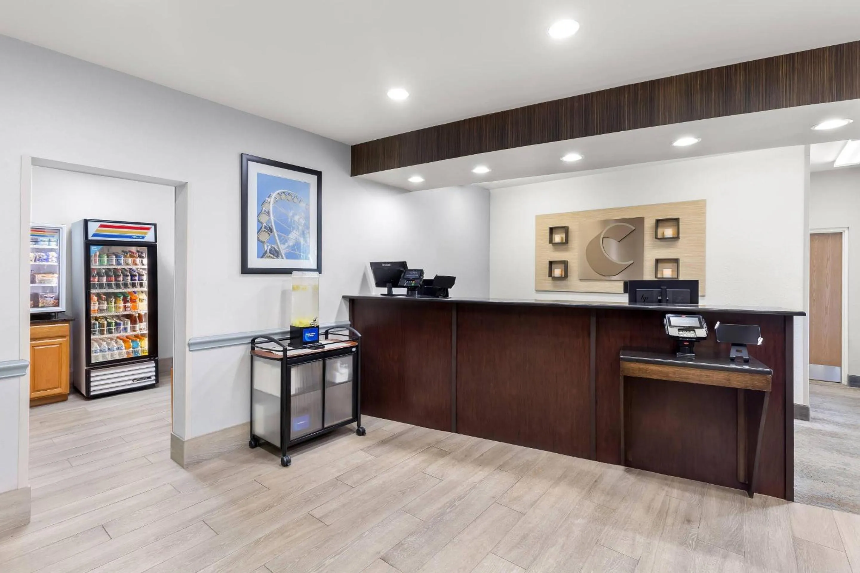 Lobby or reception in Comfort Suites Near Universal Orlando Resort