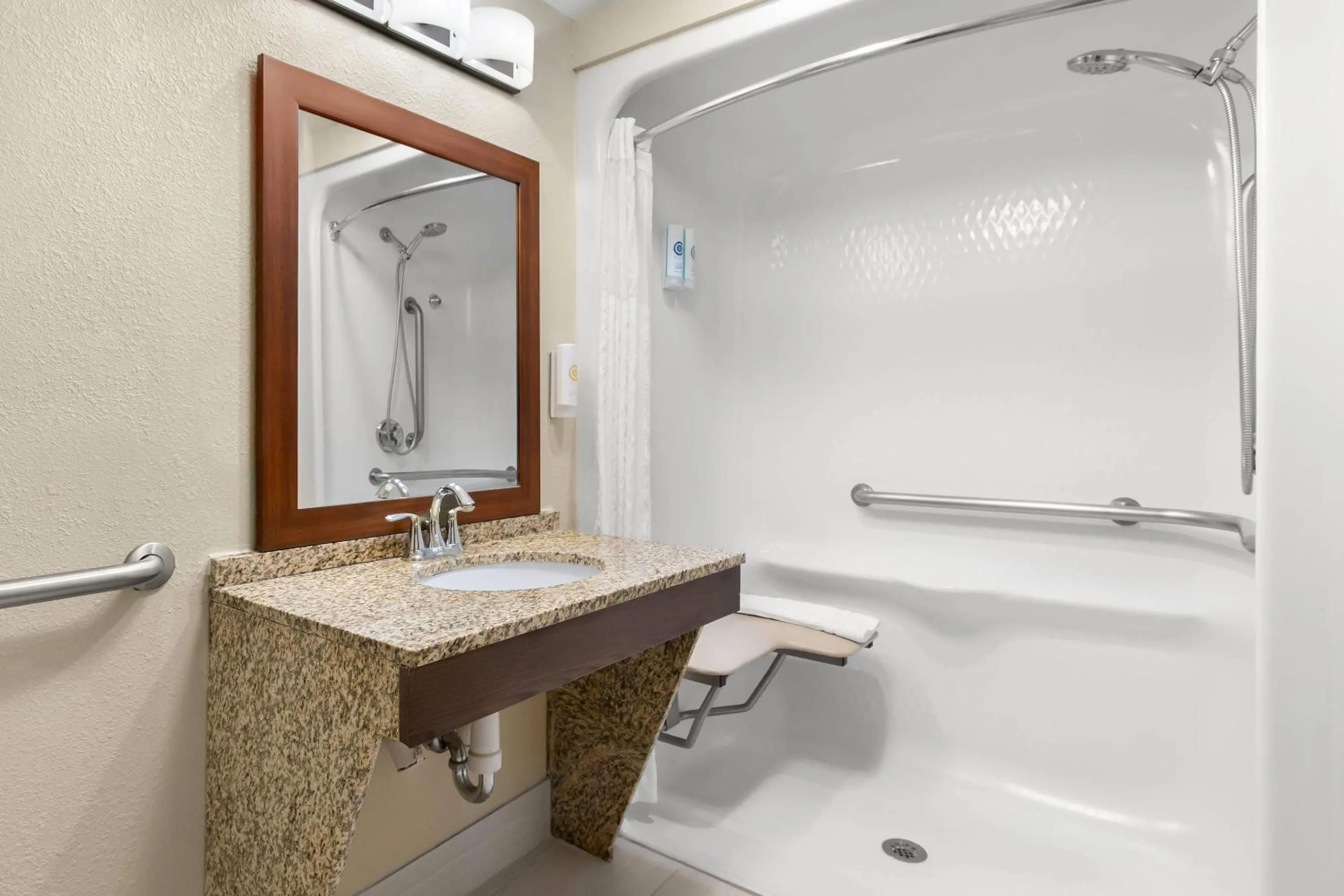 Bedroom in Comfort Suites Near Universal Orlando Resort