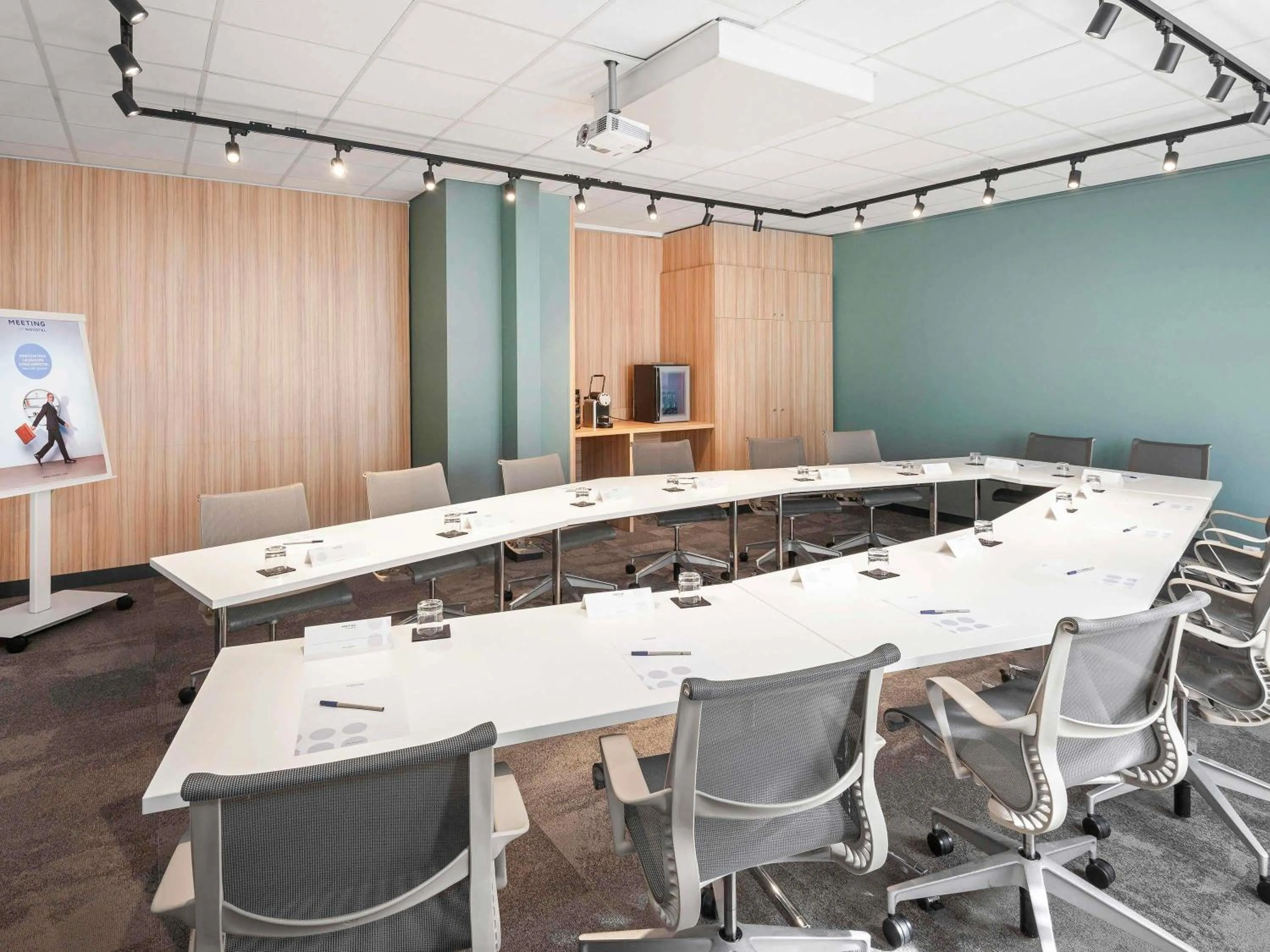 Meeting/conference room in Novotel Blois Centre Val De Loire