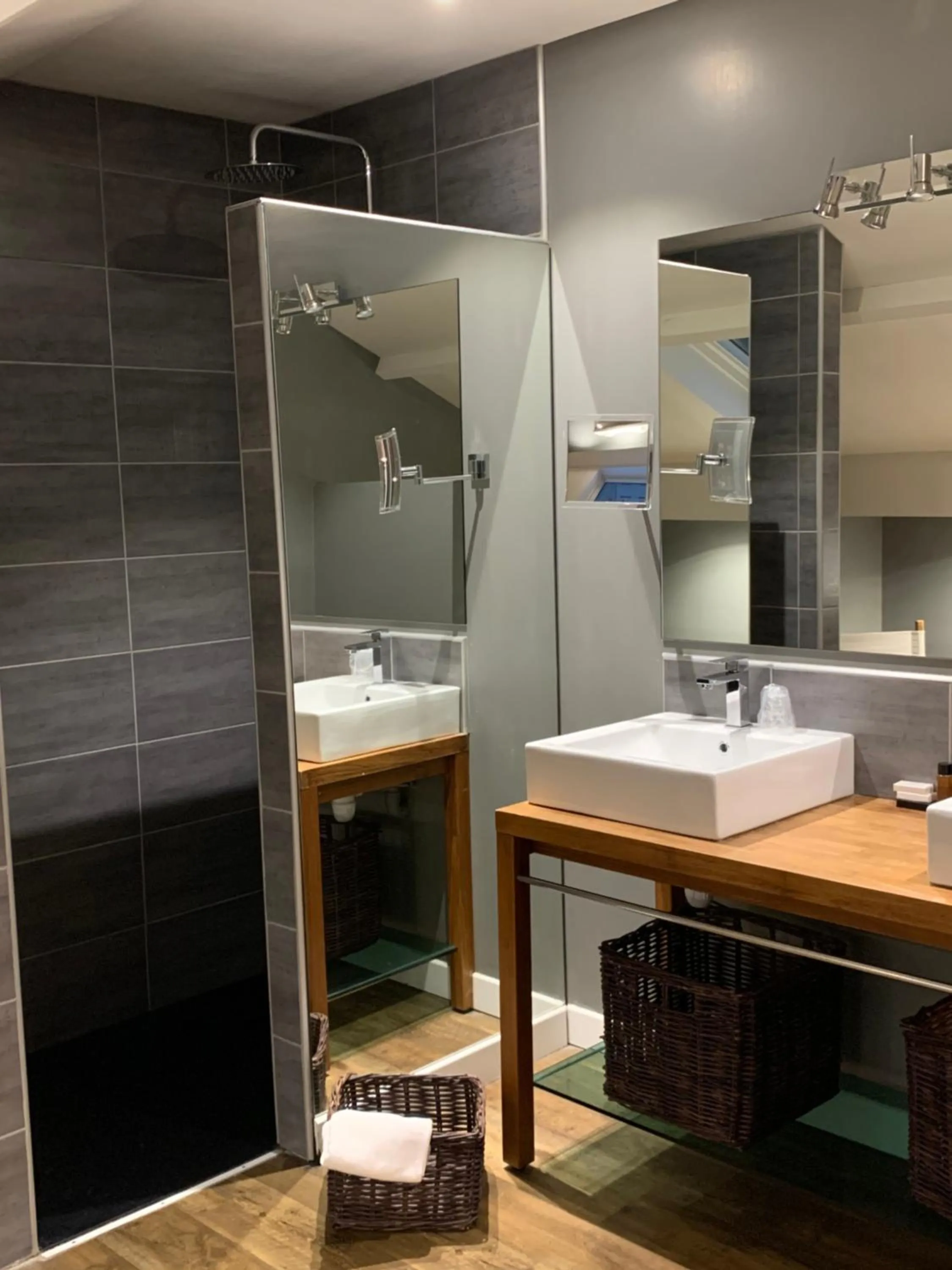 Bathroom in Hotel Les Embruns