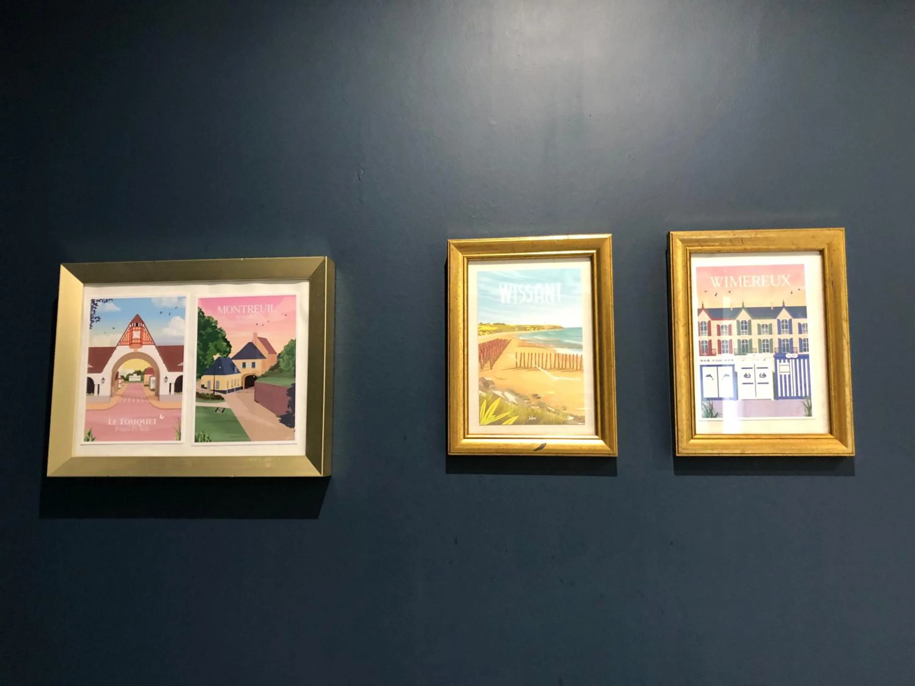 Decorative detail in Hotel Les Embruns